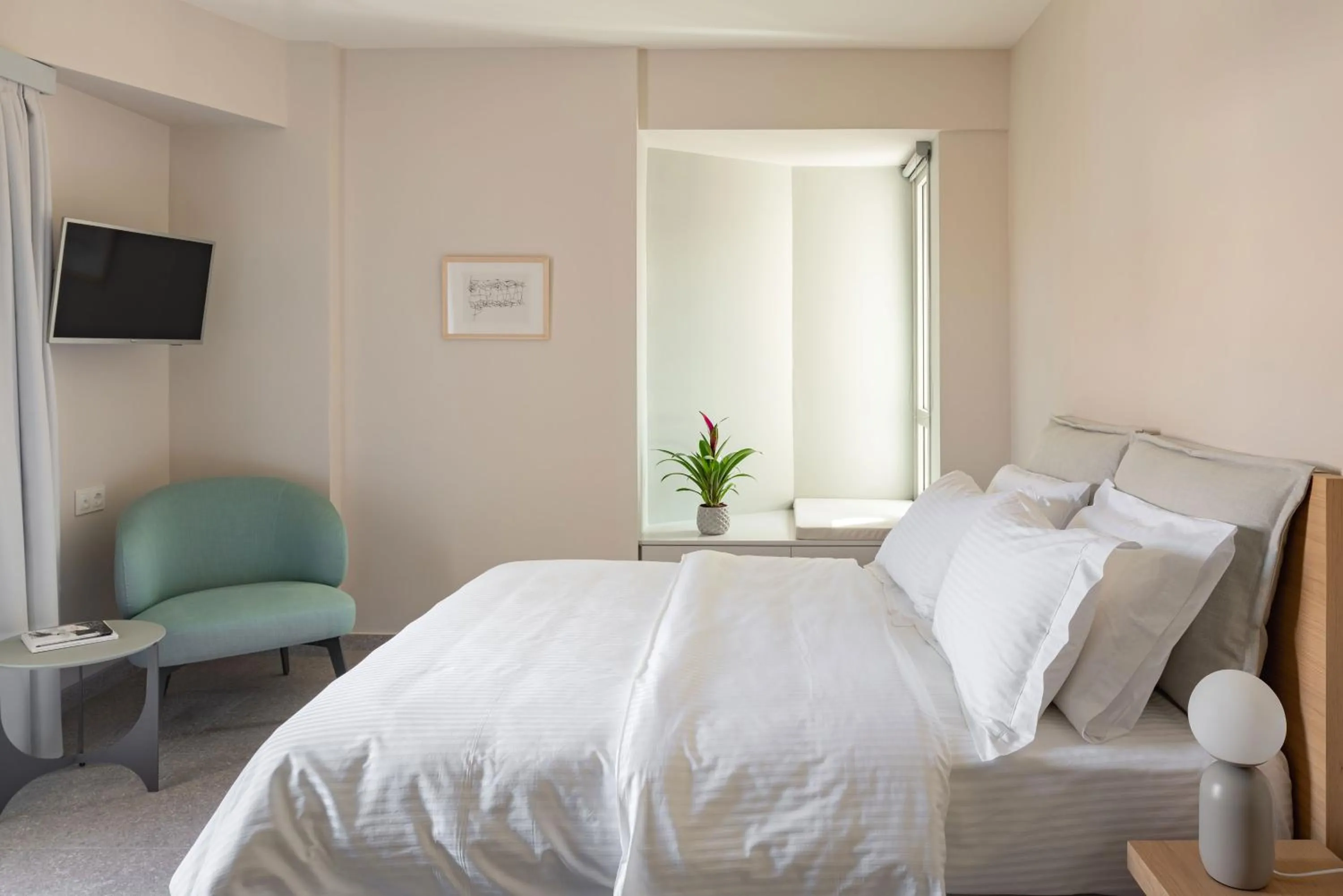 Photo of the whole room, Bed in Townhouse Lefkada