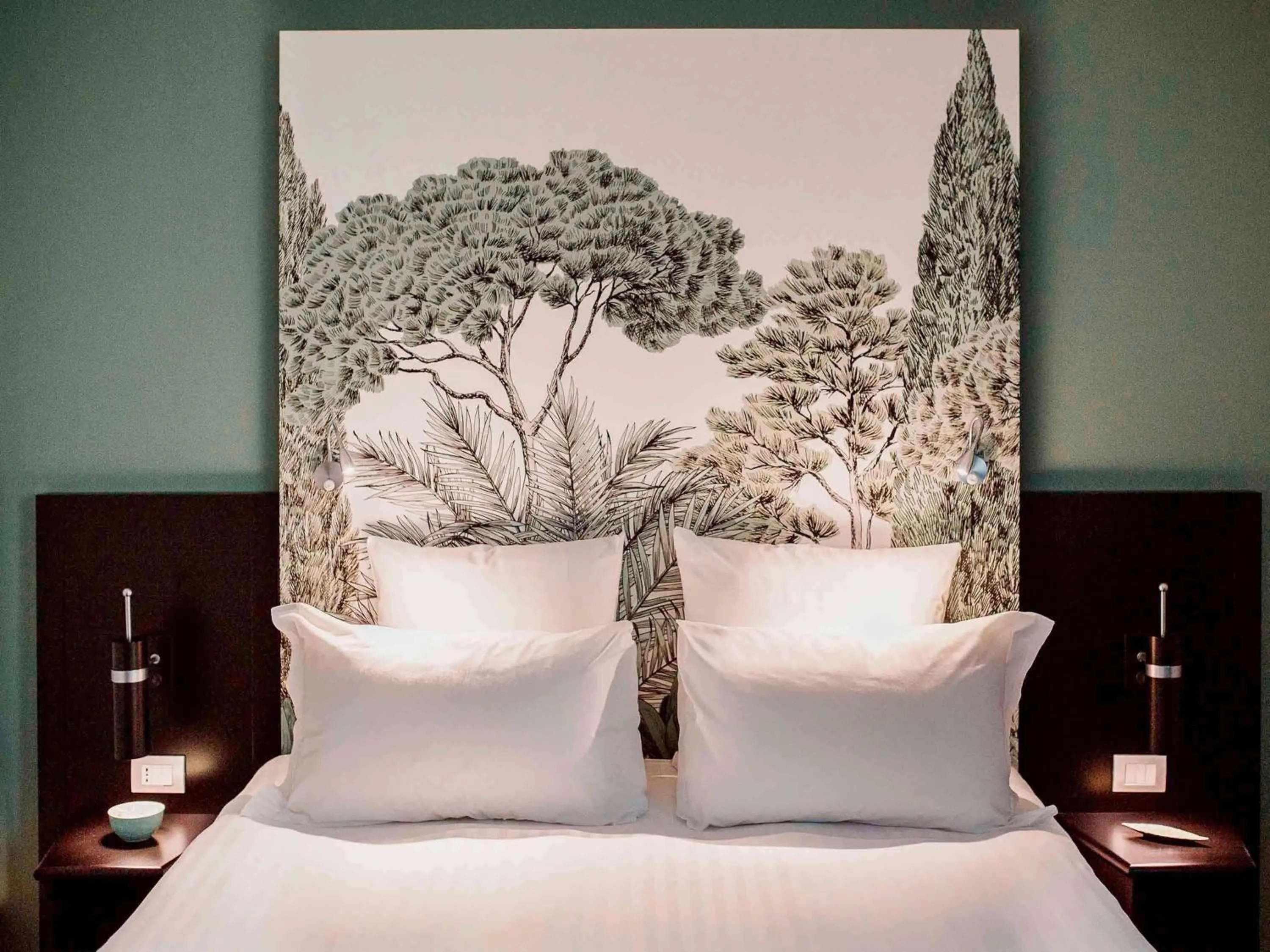 Bedroom, Bed in Hotel Mercure Roma Corso Trieste