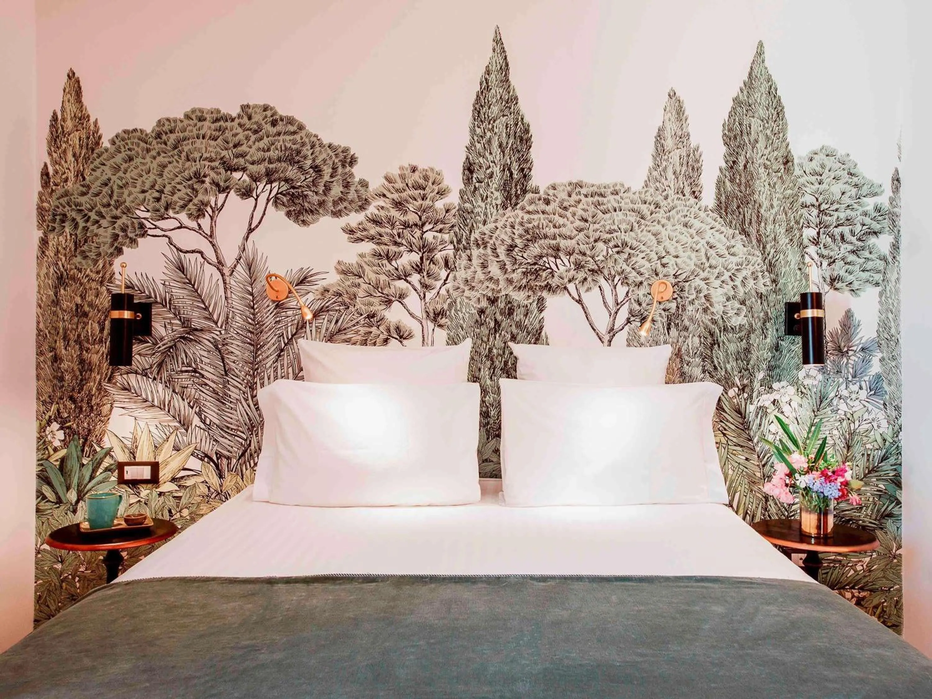 Bedroom, Bed in Hotel Mercure Roma Corso Trieste