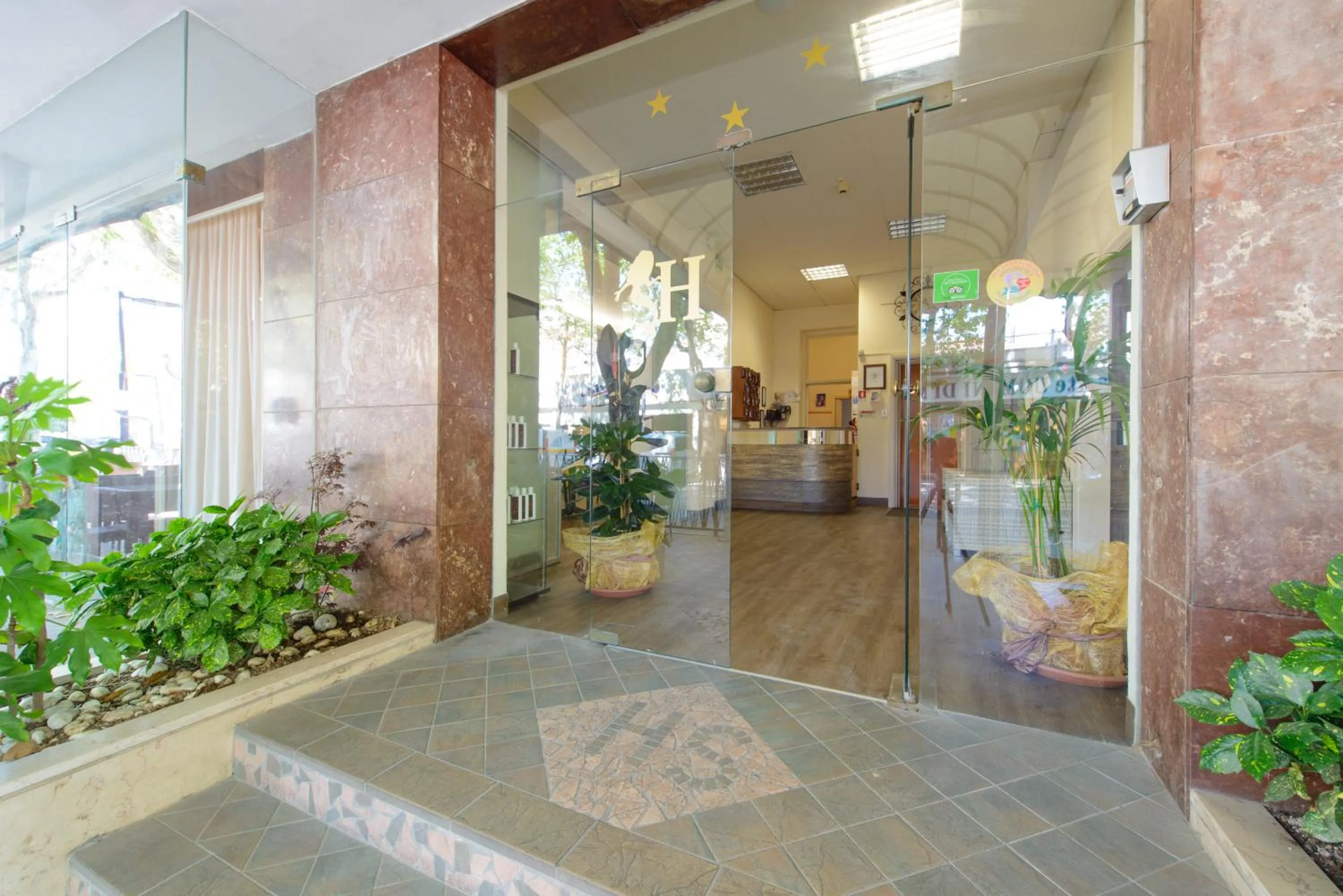 Facade/entrance in Hotel Sirena