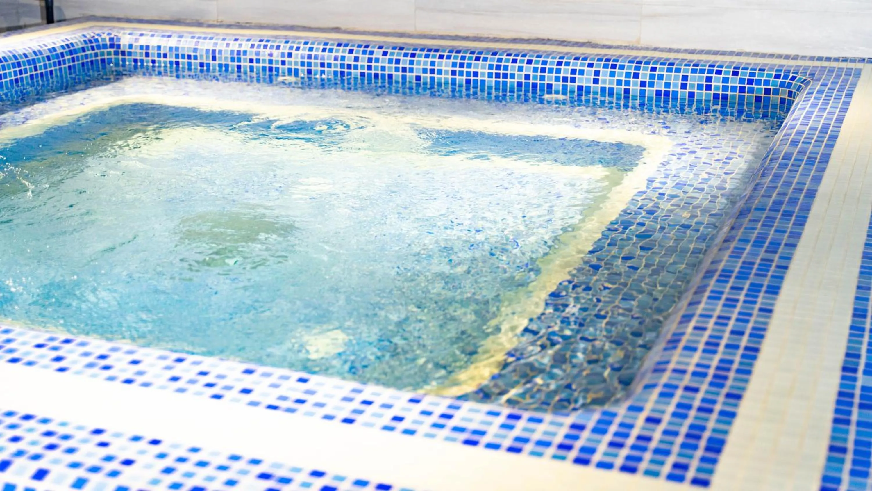  in Reikartz Bahor Bukhara