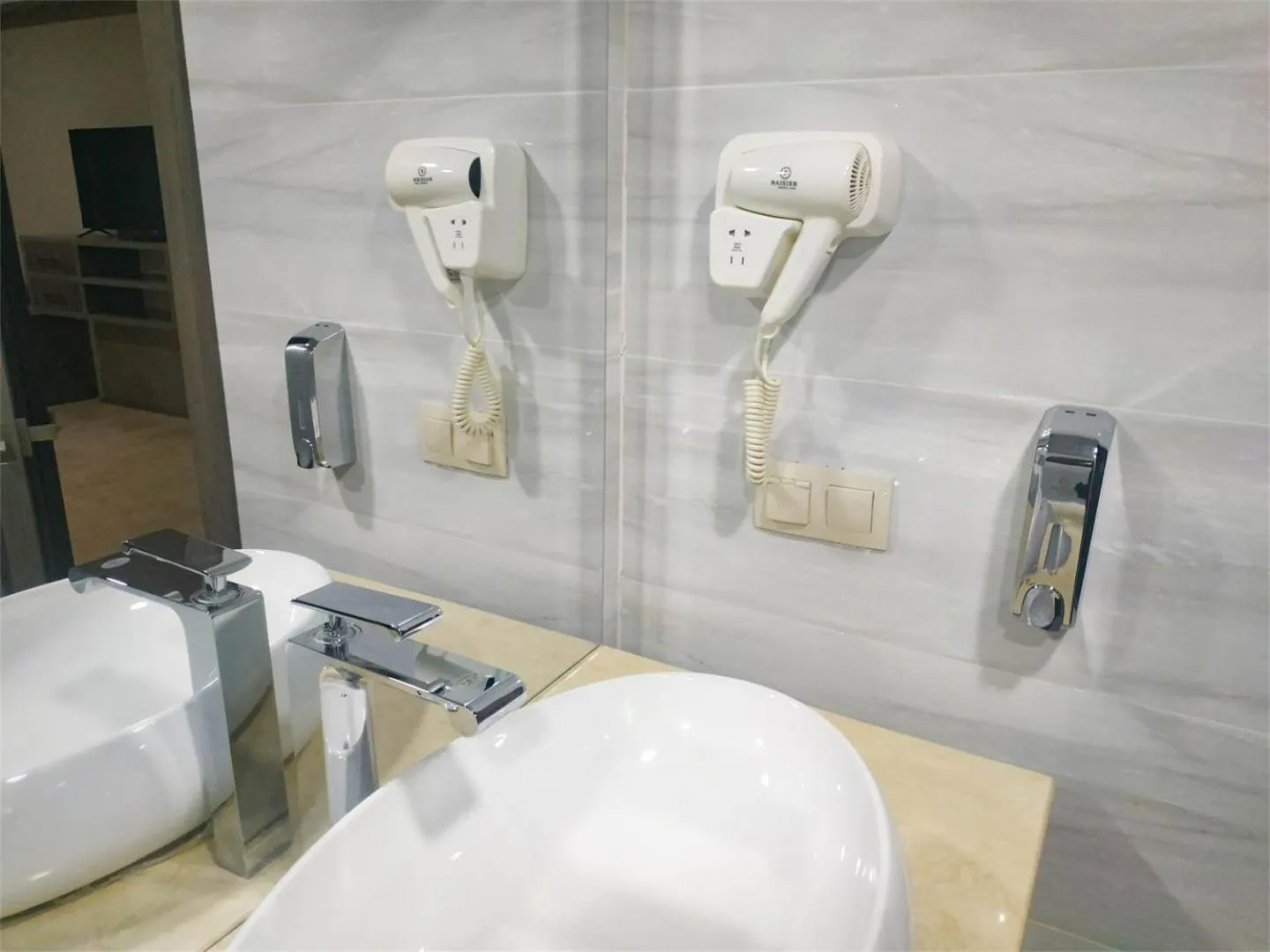 Reikartz Bahor Bukhara