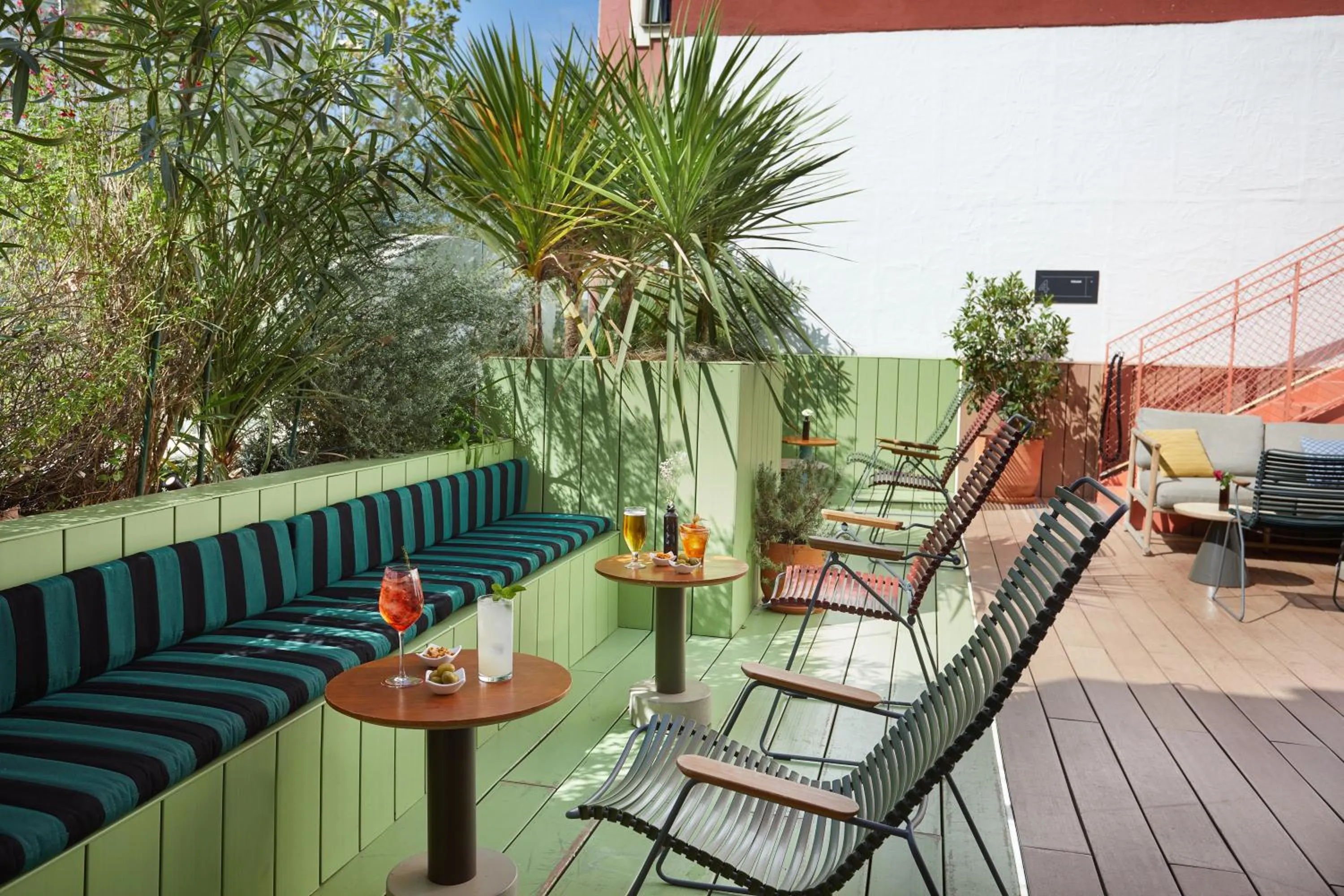 Restaurant/places to eat in The Social Hub Madrid 4 star