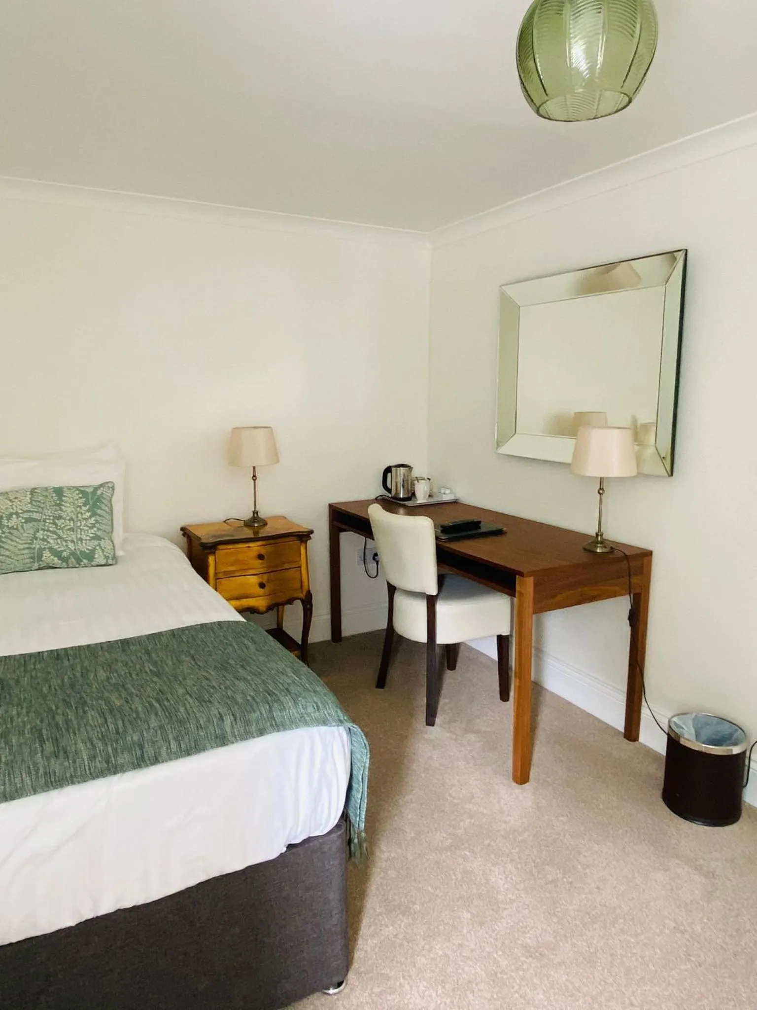 Bedroom, Bed in The Retreat New Forest