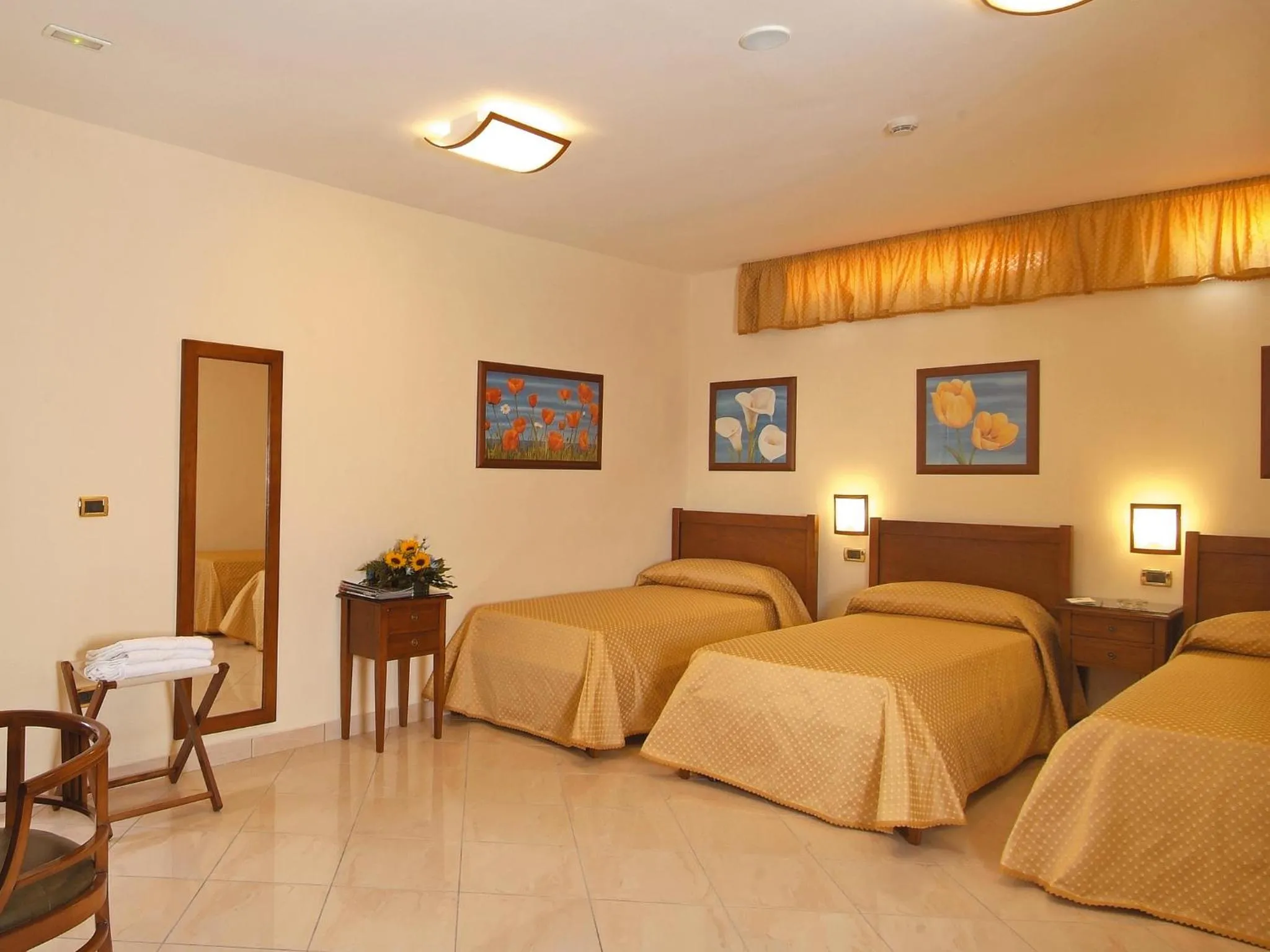 Photo of the whole room, Bed in Buono Hotel