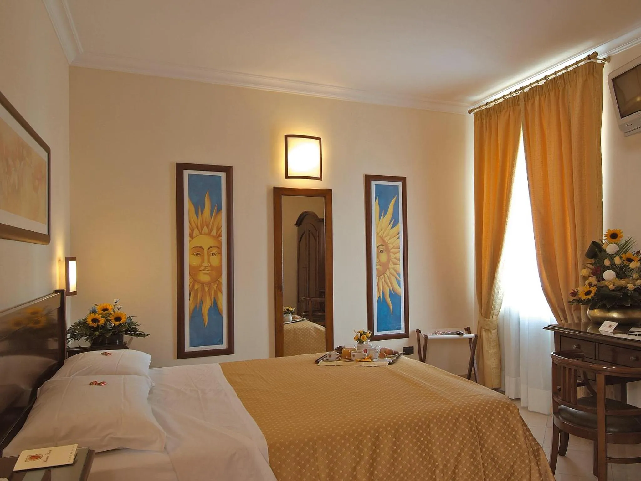 Photo of the whole room, Bed in Buono Hotel