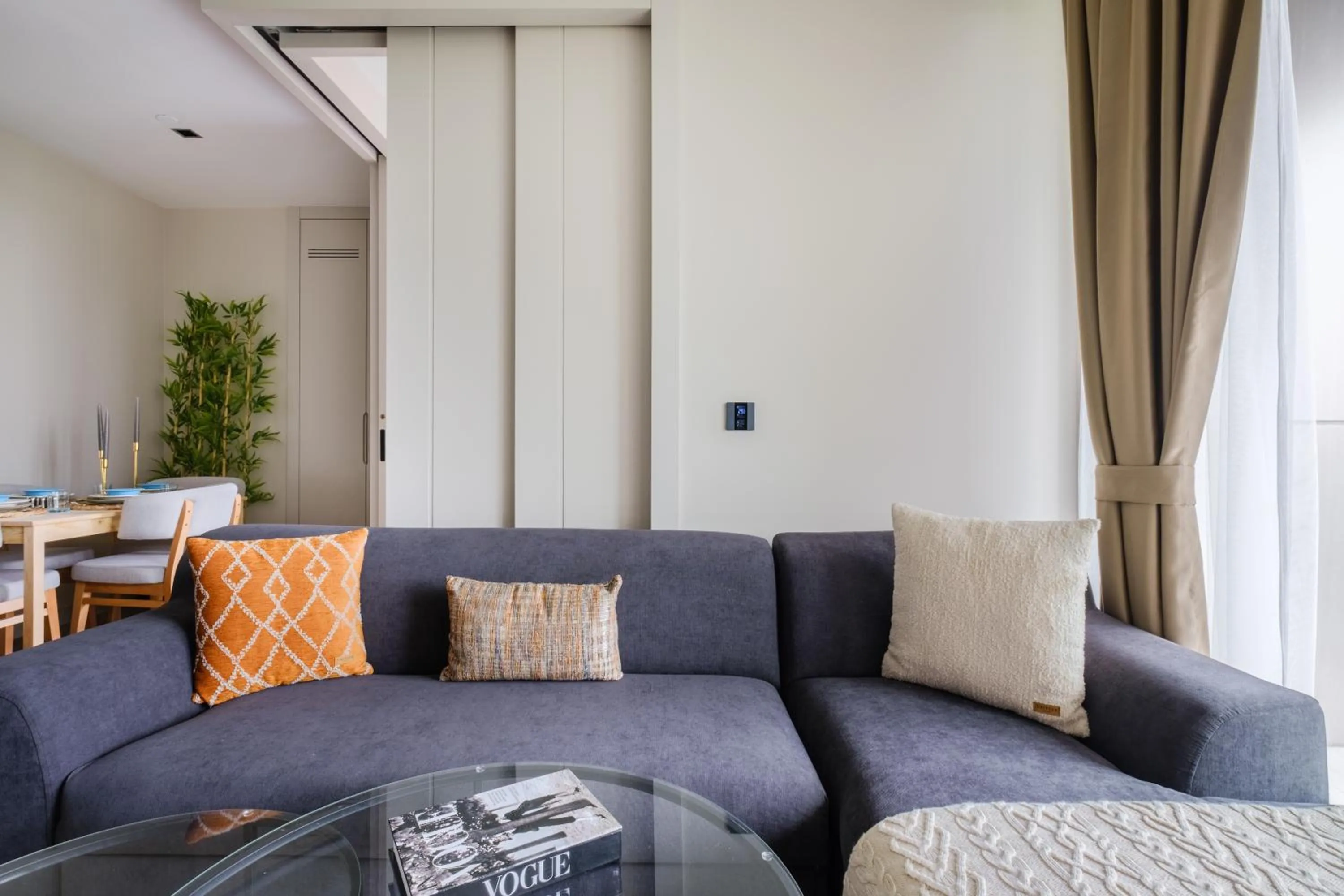 Living room in AS Maslak by NewInn