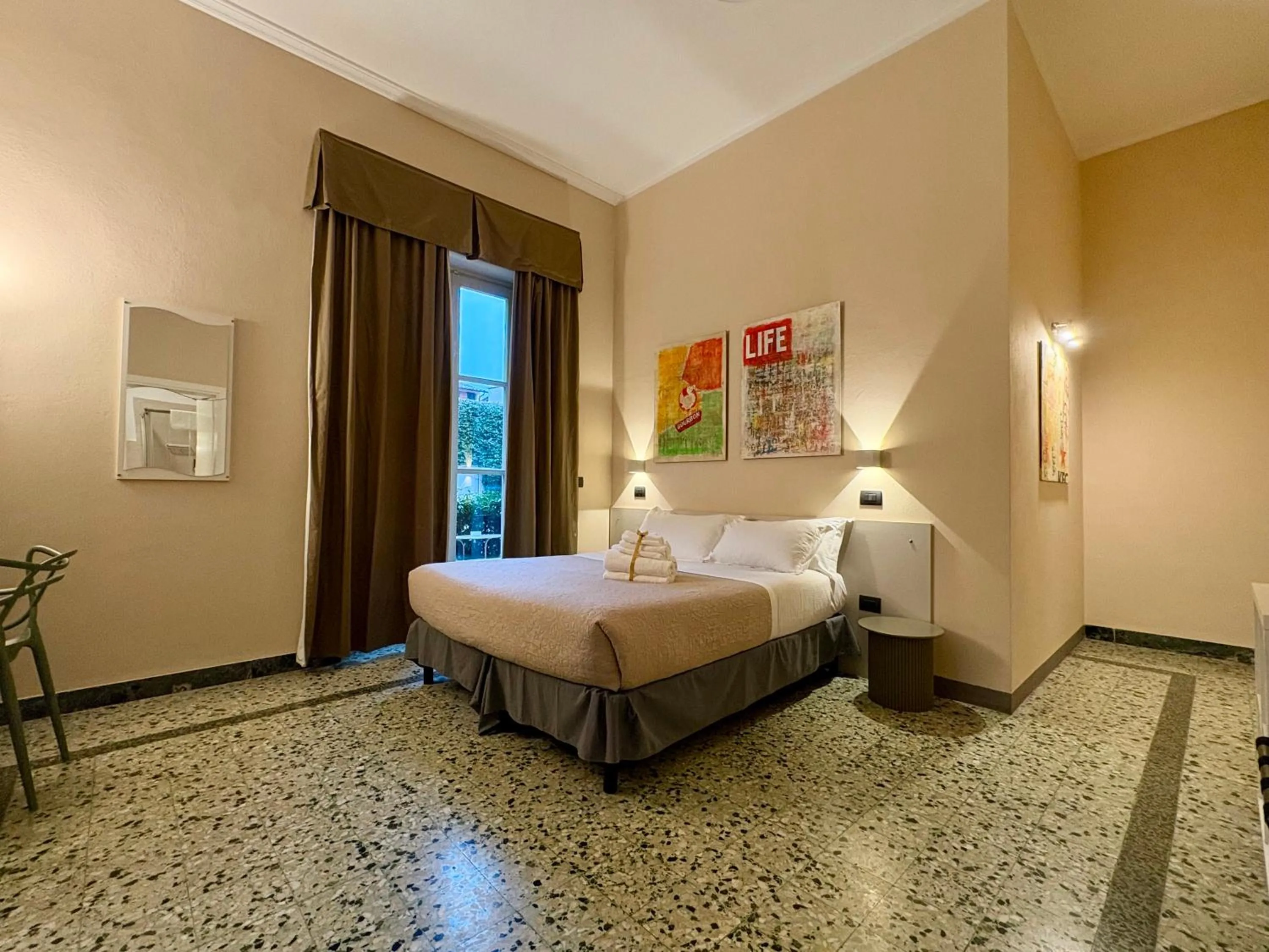 Bed in Lucca In Villa Elisa & Gentucca