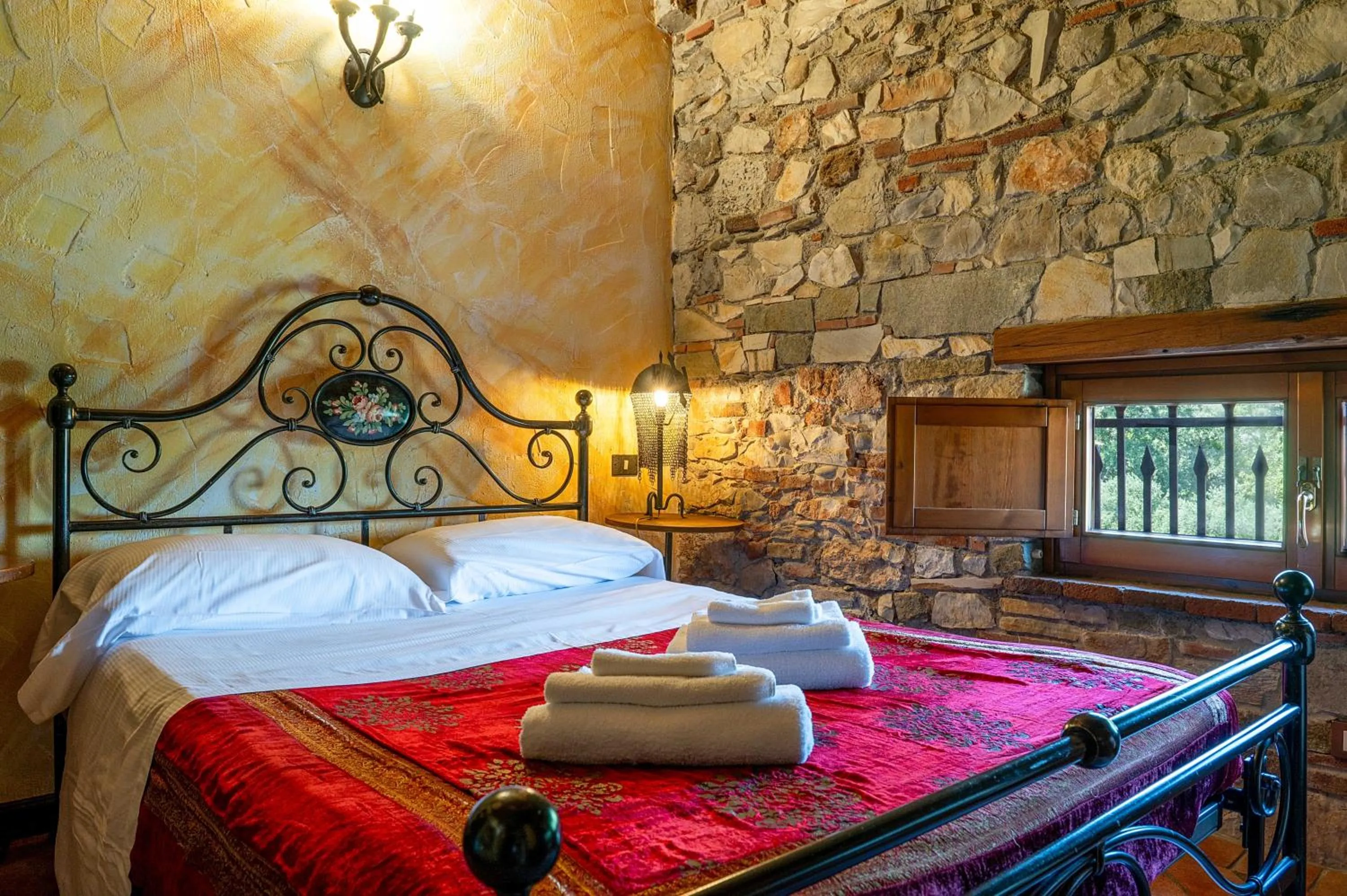 Photo of the whole room, Bed in Villa Corte Degli Dei