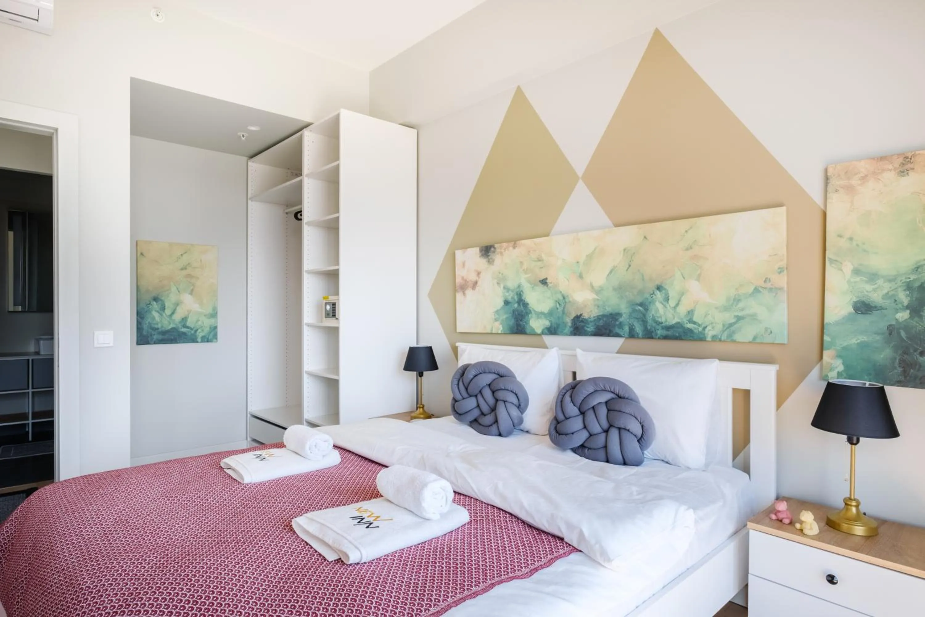 Bed in Roya Nova Residence by NewInn