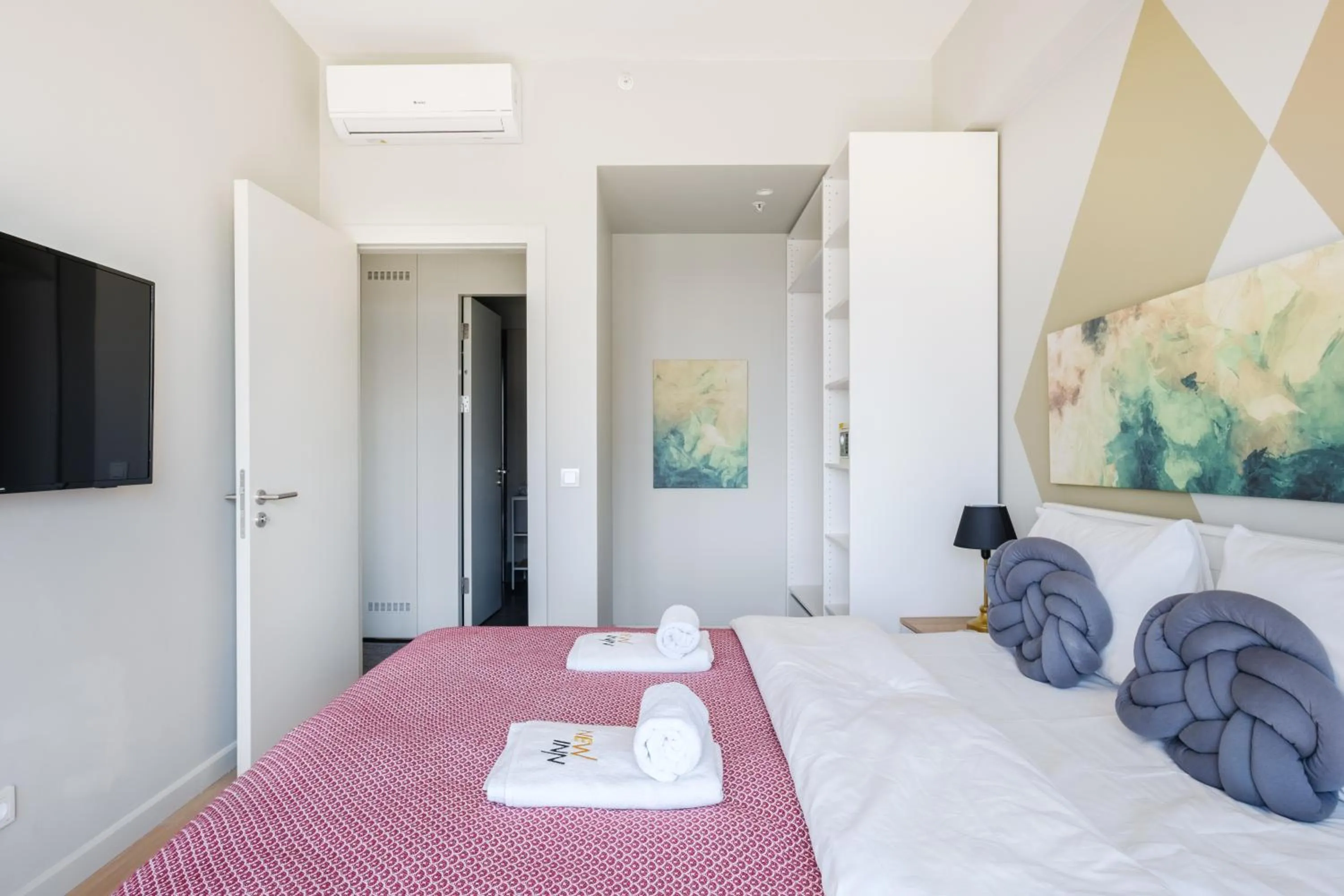 Bed in Roya Nova Residence by NewInn