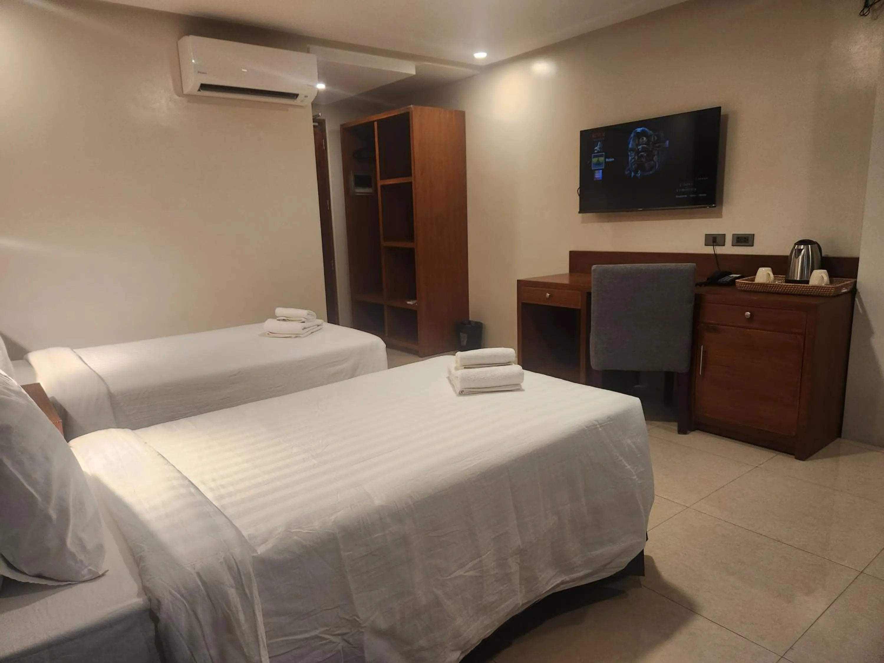 Photo of the whole room, Bed in Hotel Herencia 625