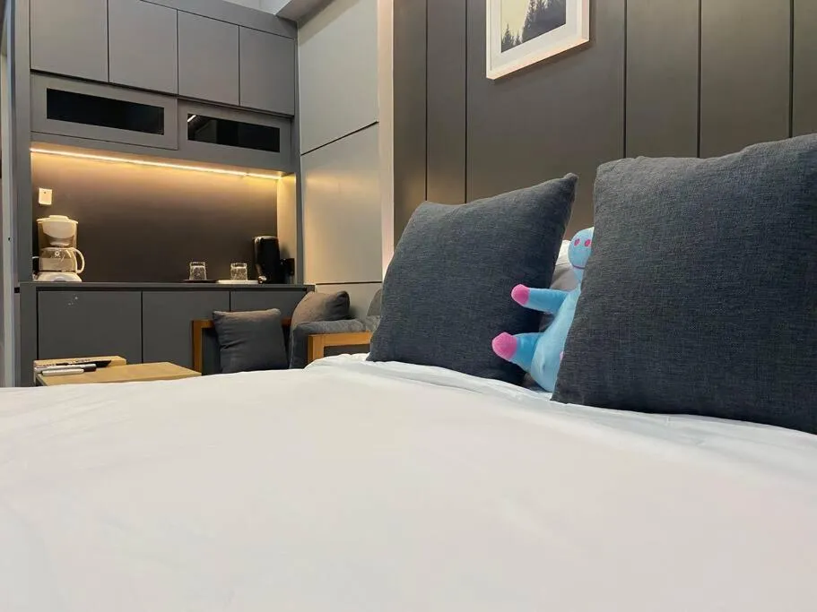 Bedroom, Bed in Amandalu at Orchard apartemen