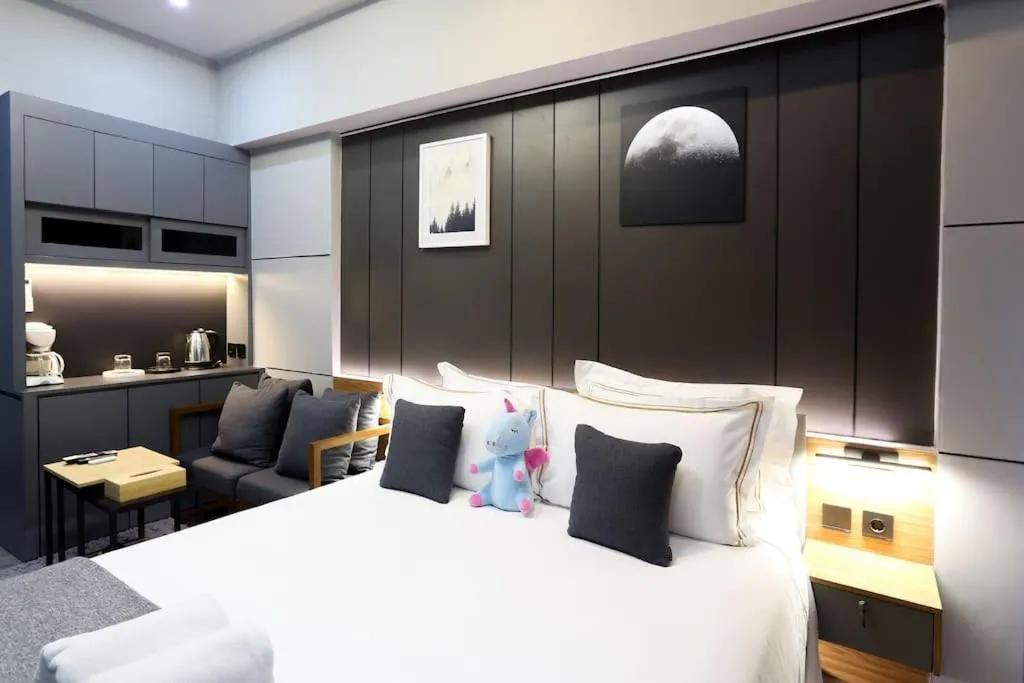 Bed in Amandalu at Orchard apartemen
