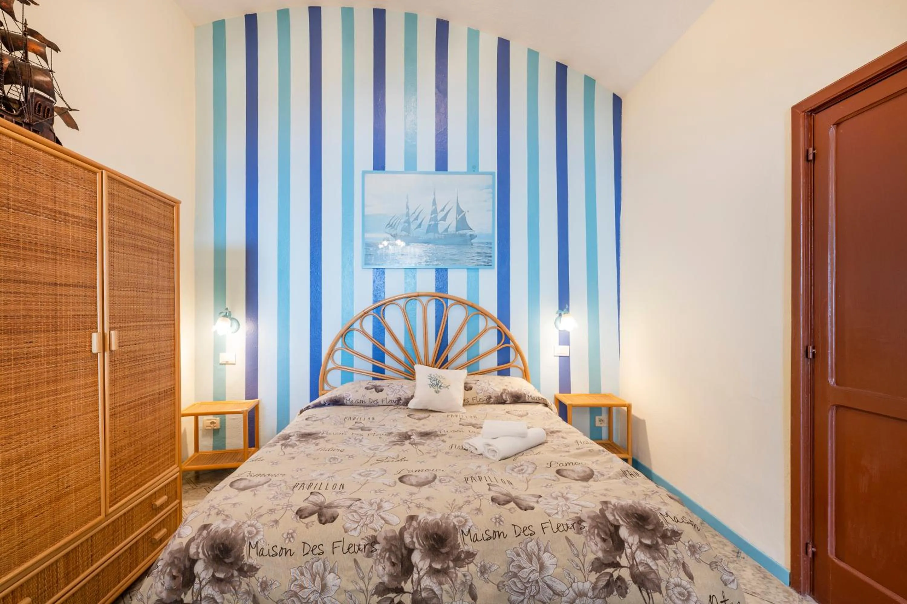 Bed in Torre Turbolo Apartments