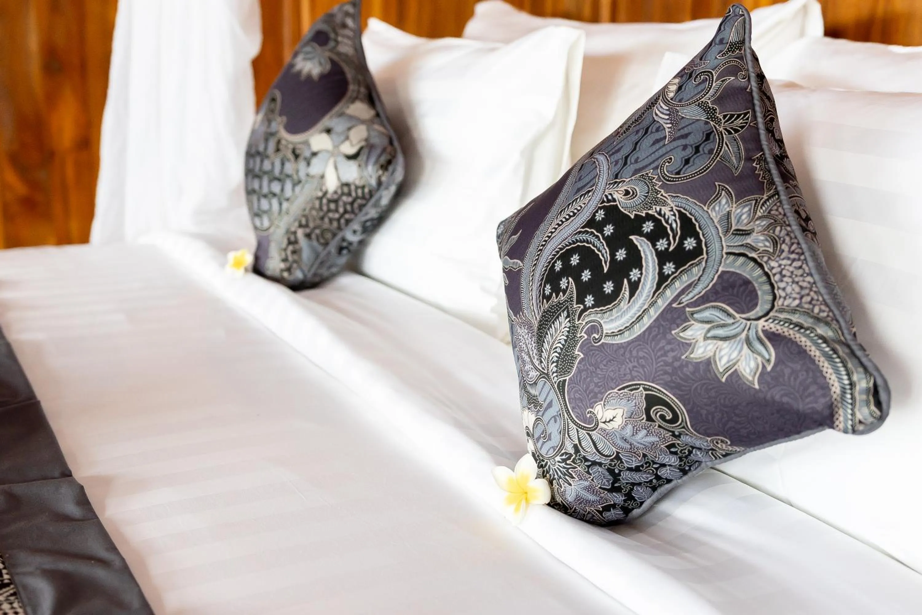 Bed in Joglo Organik Guesthouse