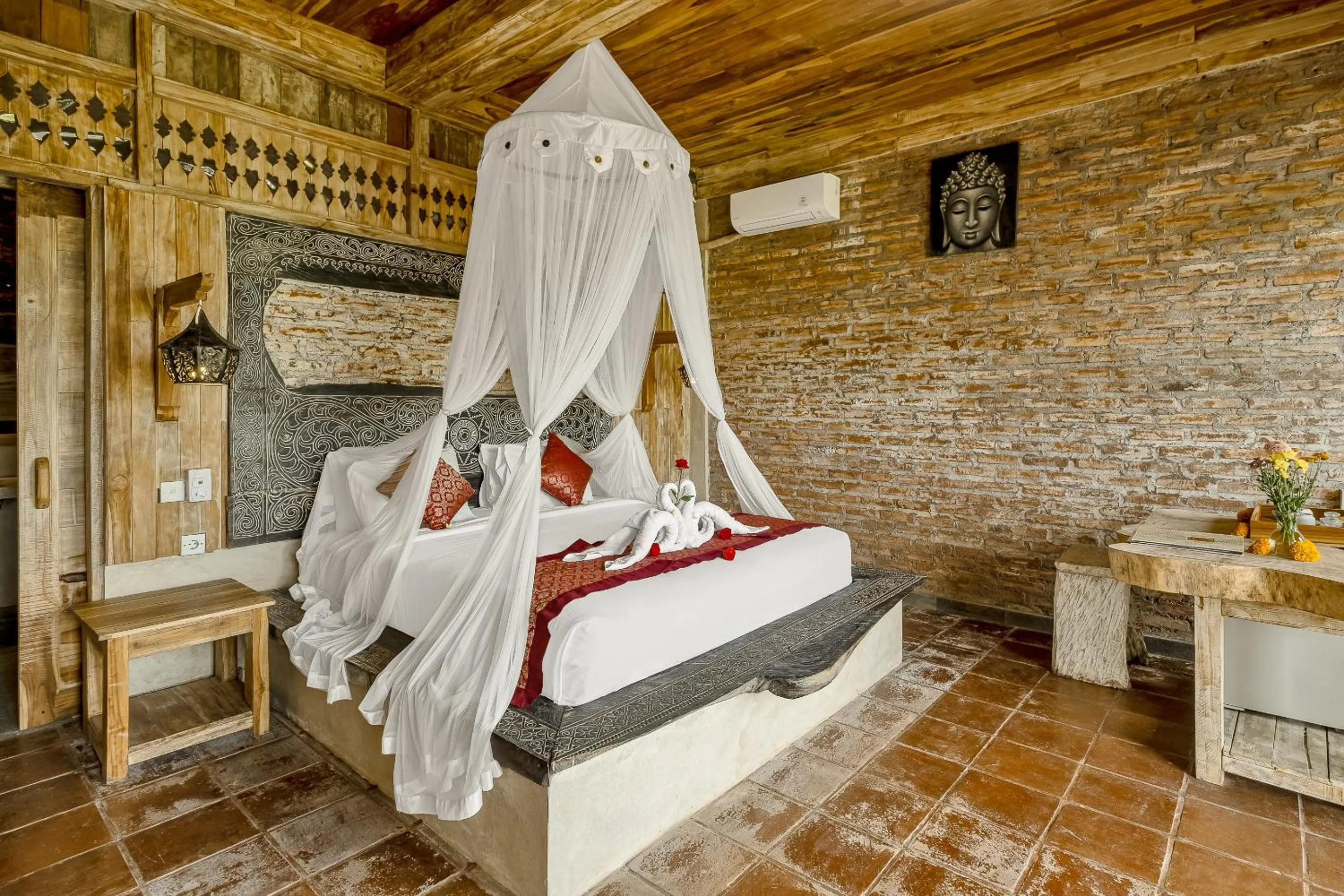 Bed in Joglo Organik Guesthouse