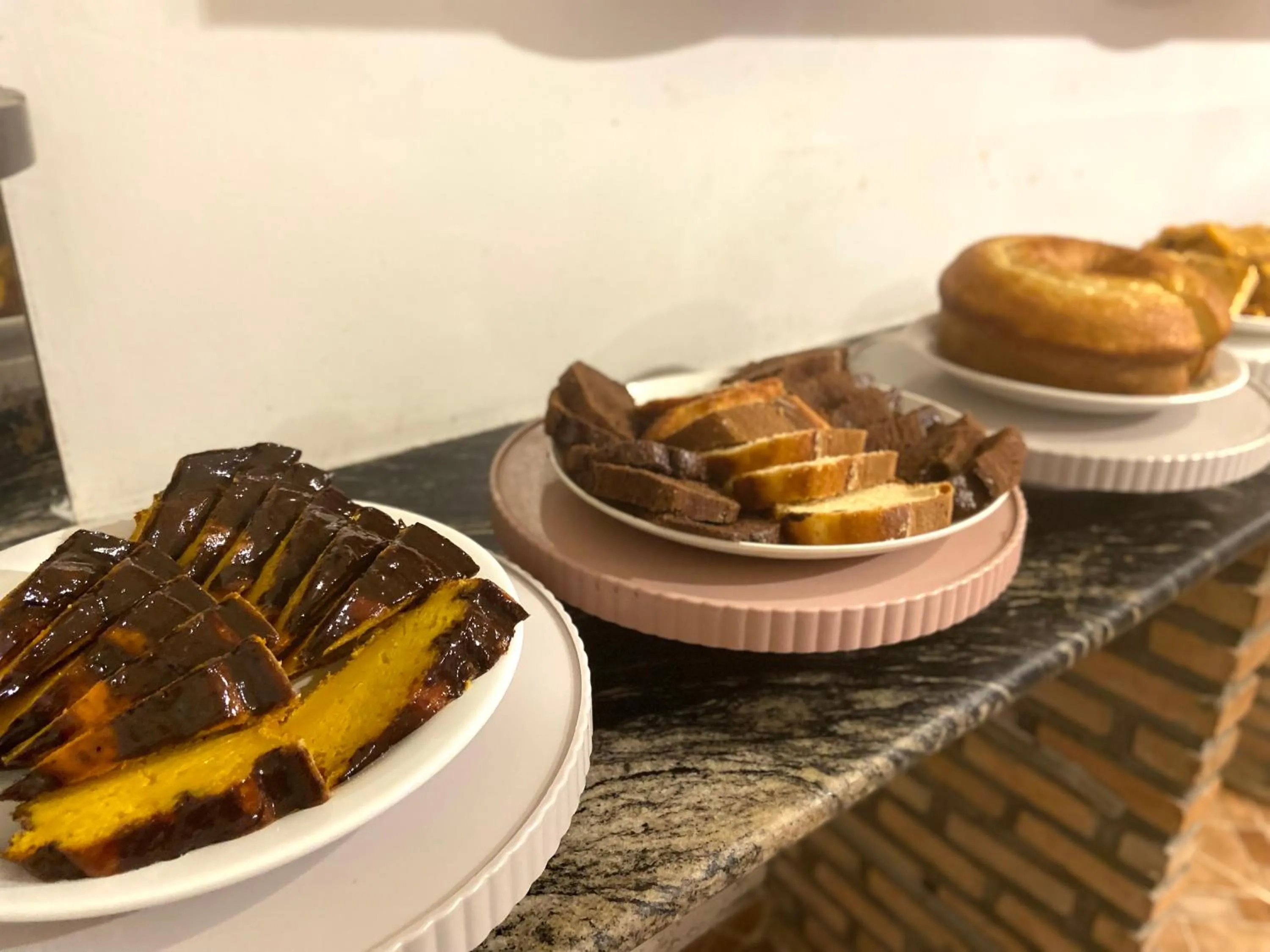 Buffet breakfast in Pousada Timbalada