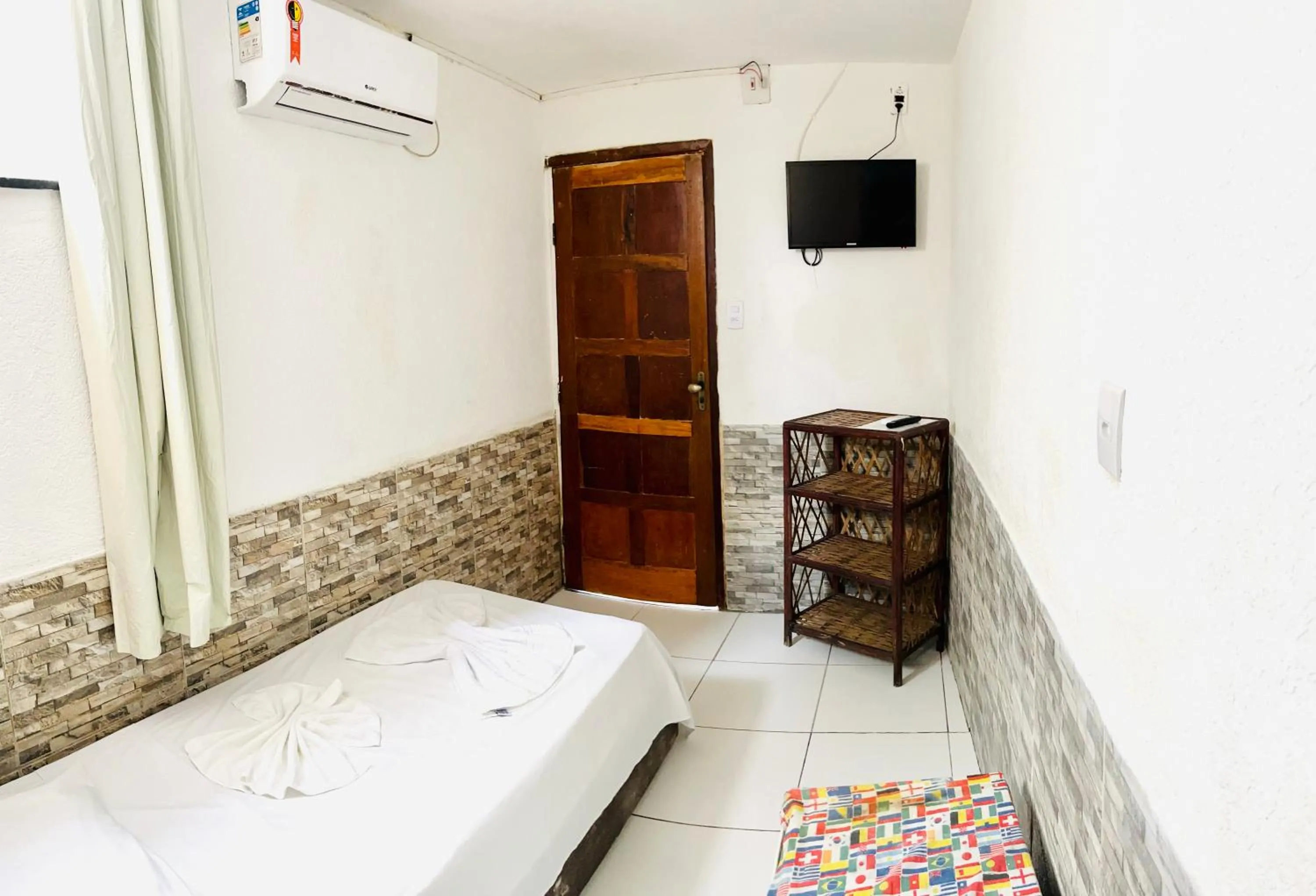 TV and multimedia, Bed in Pousada Timbalada