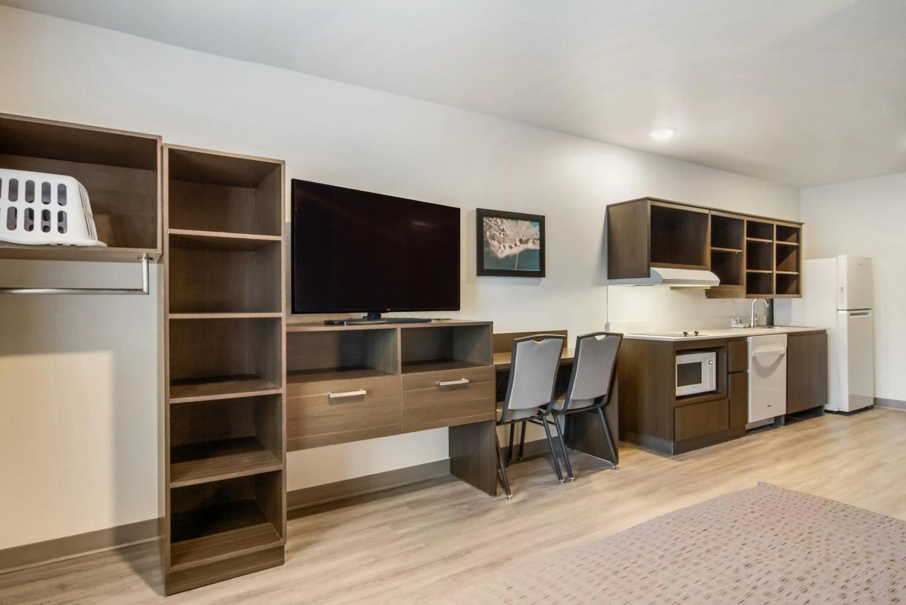 Kitchen or kitchenette in WoodSpring Suites Greensboro - High Point North