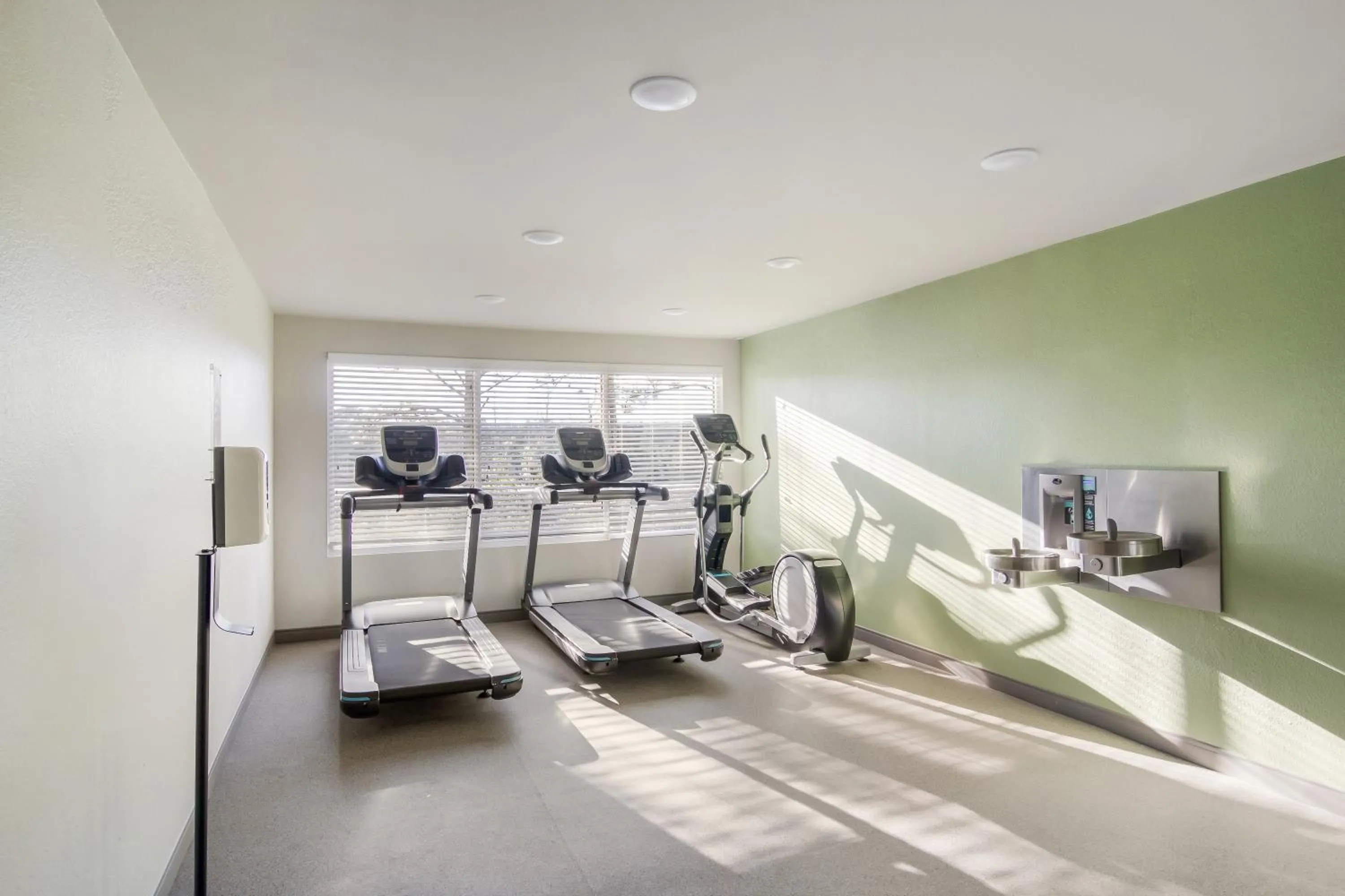 Fitness centre/facilities in WoodSpring Suites Greensboro - High Point North