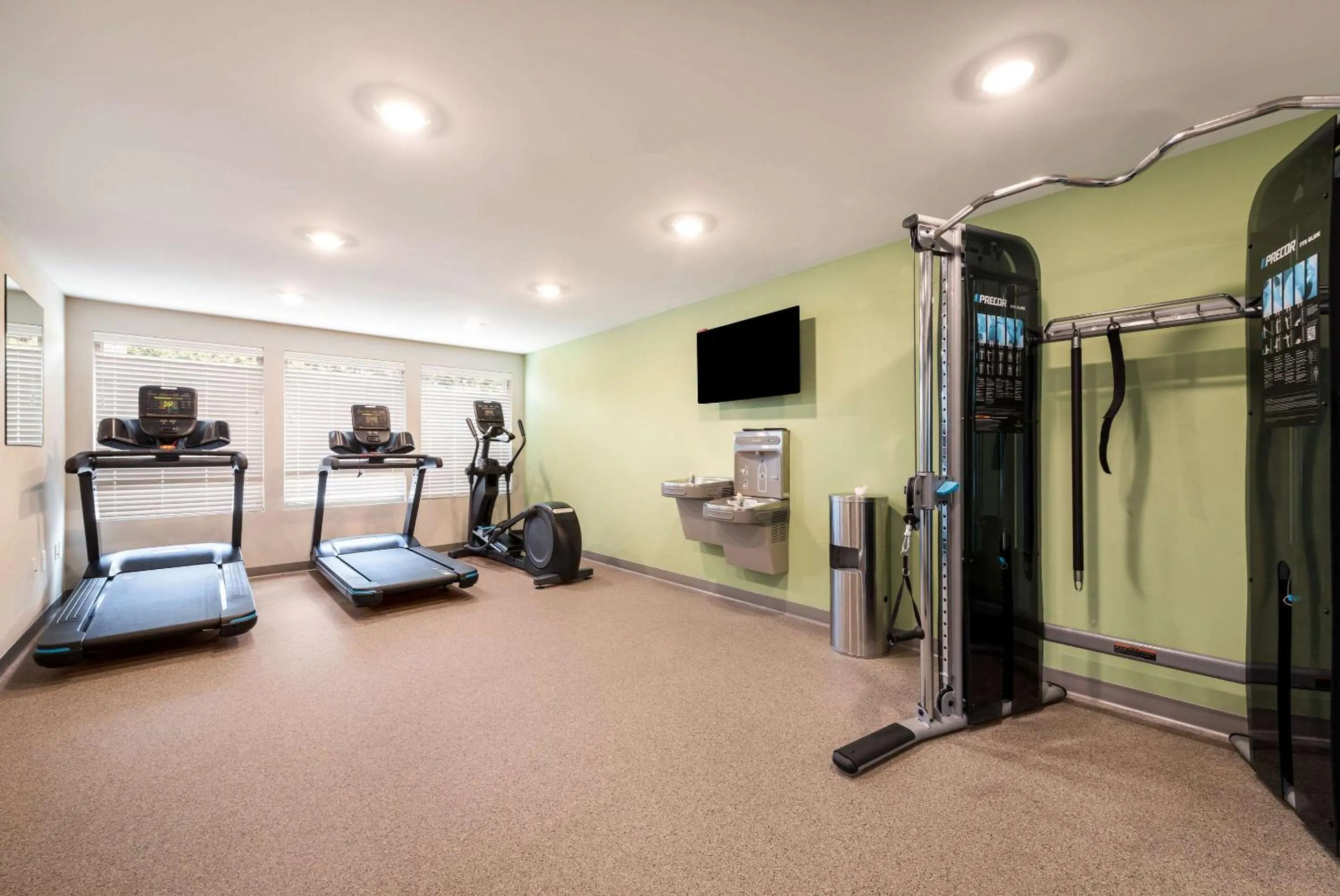 Fitness centre/facilities in WoodSpring Suites Greensboro - High Point North