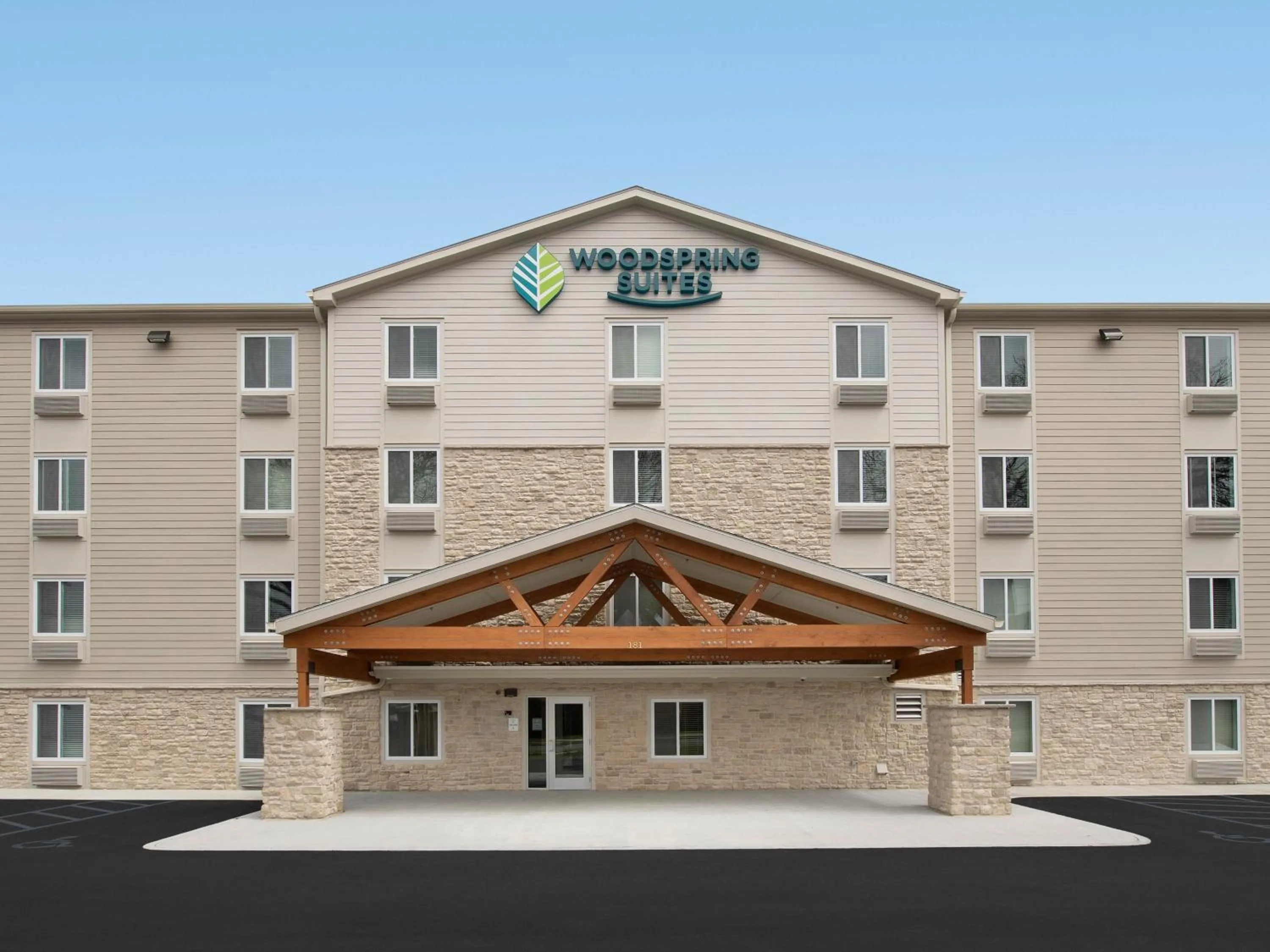 Property building in WoodSpring Suites San Antonio UTSA - Medical Center