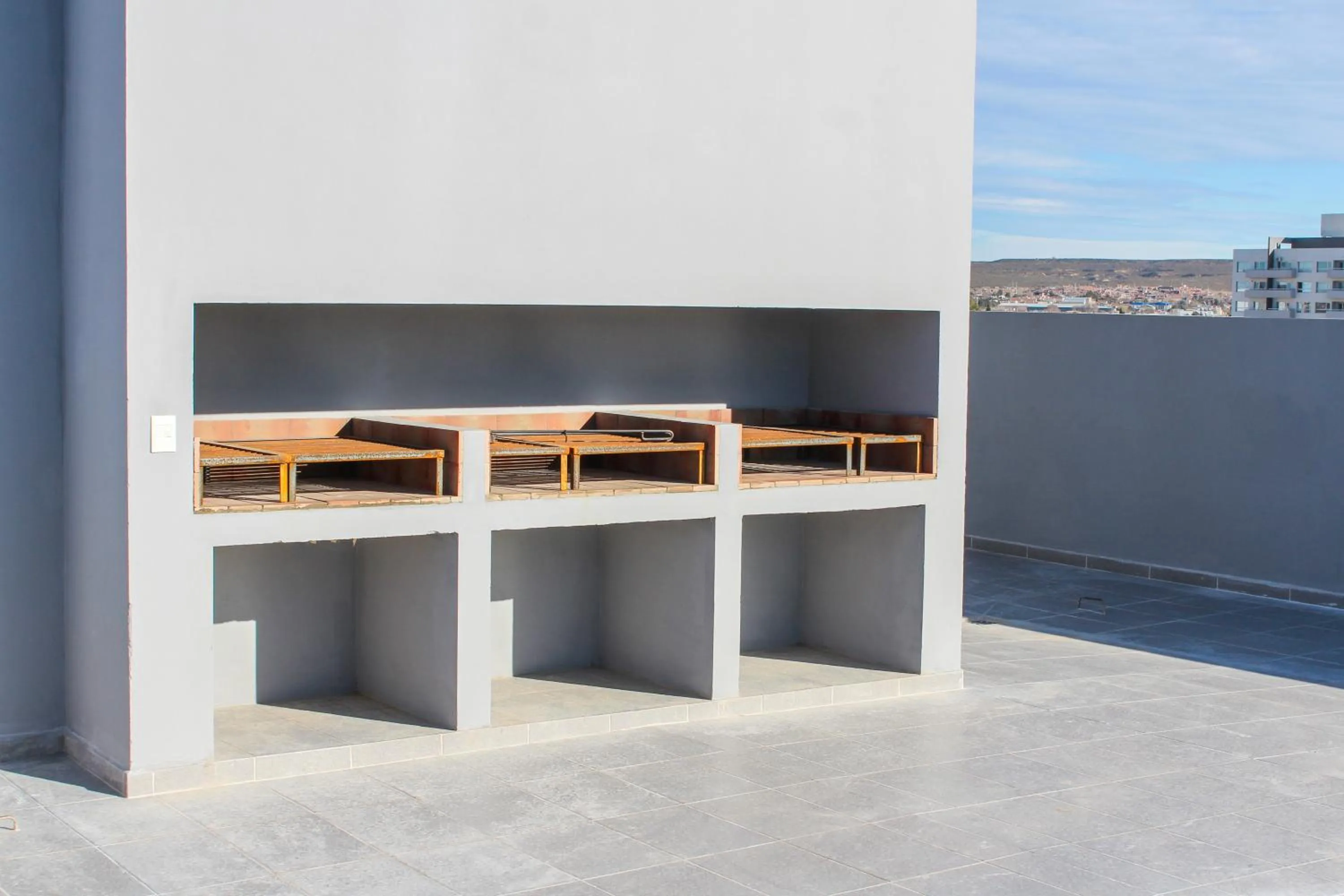 BBQ facilities in CQ MITRE