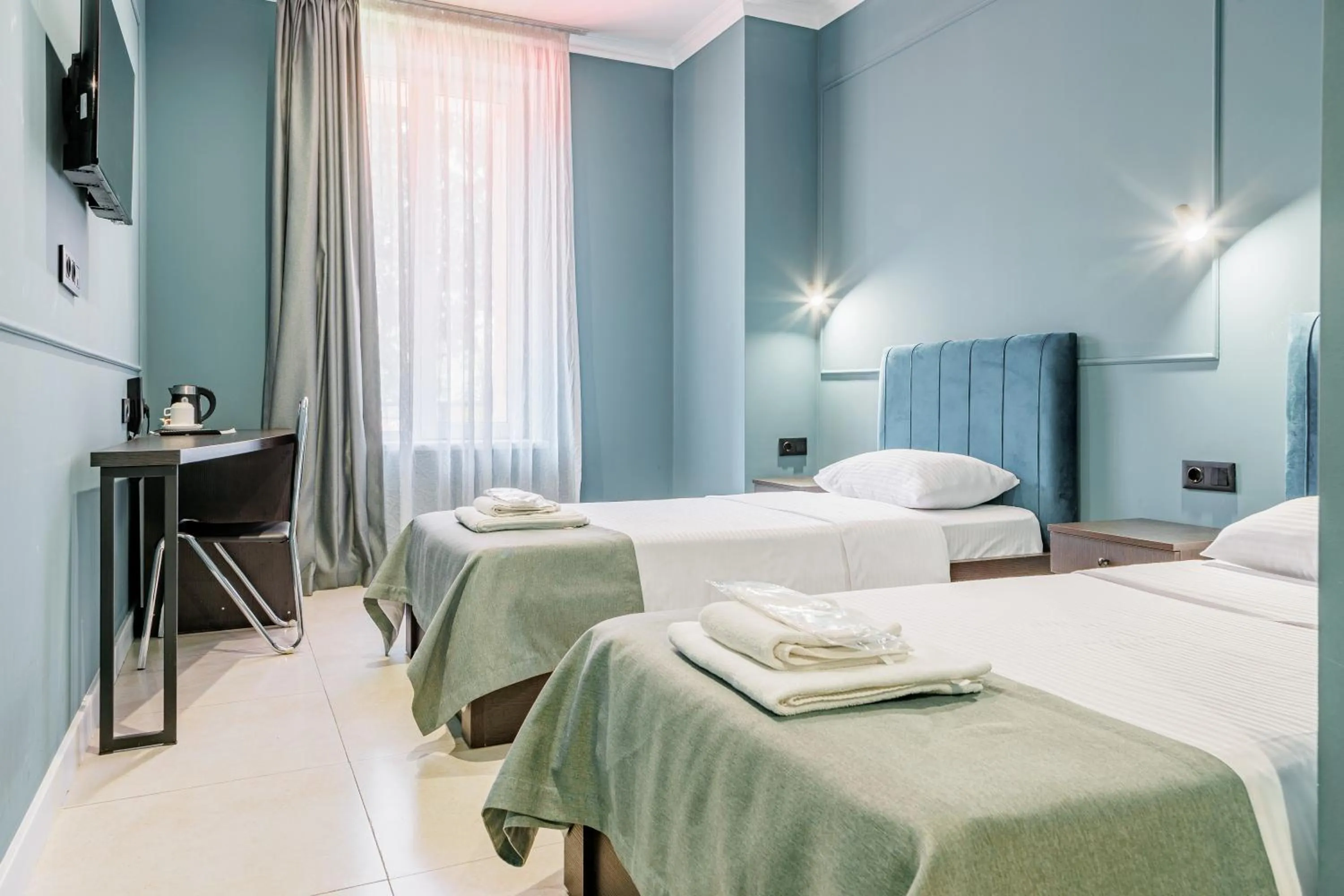 Photo of the whole room, Bed in Route Hotel