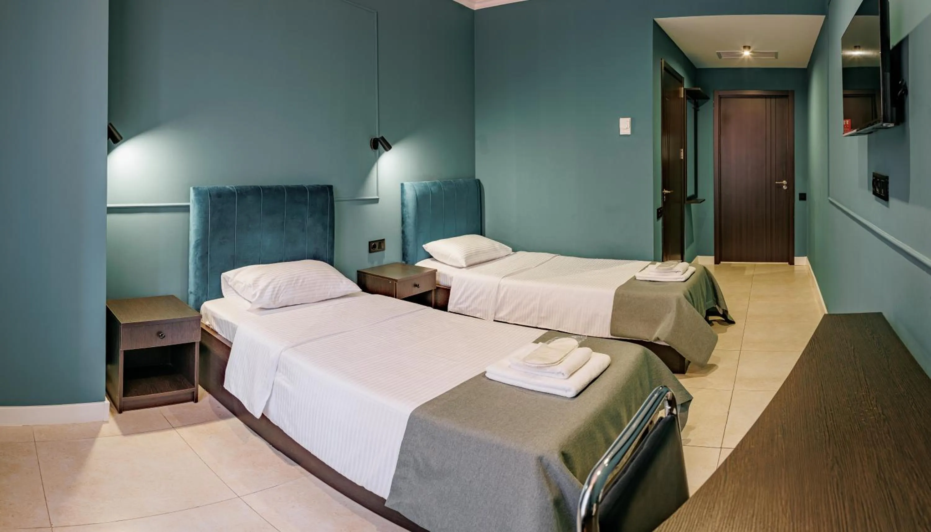 Photo of the whole room, Bed in Route Hotel