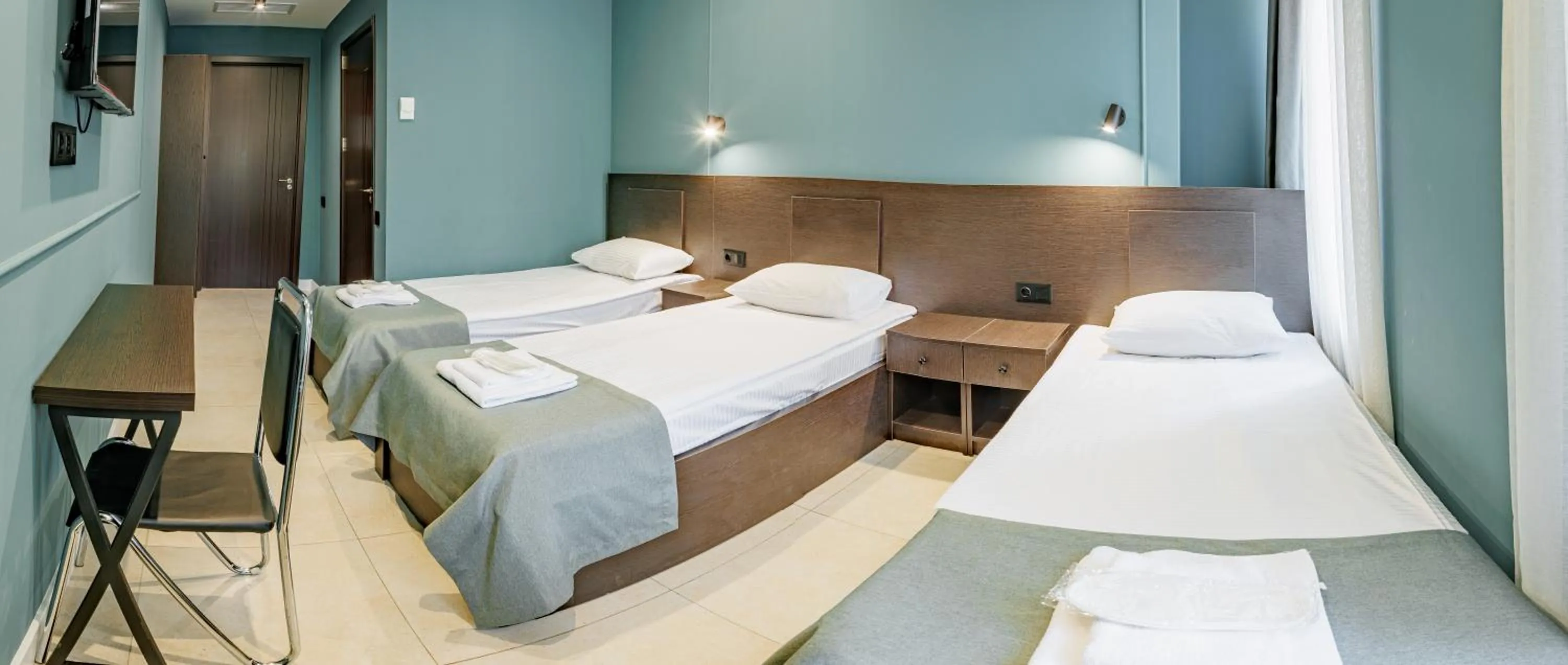 Photo of the whole room, Bed in Route Hotel