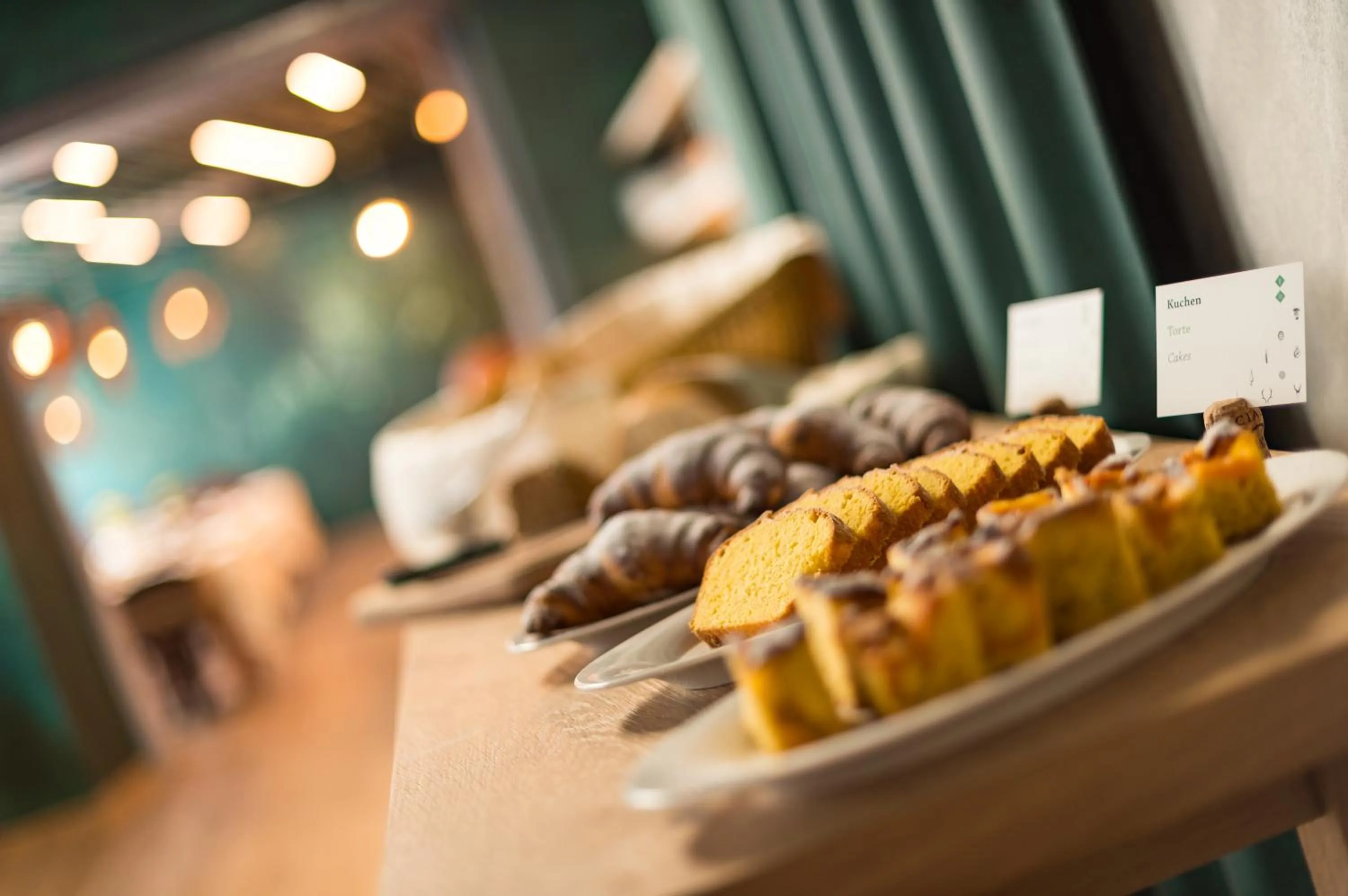 Restaurant/places to eat in KRONE eat drink stay