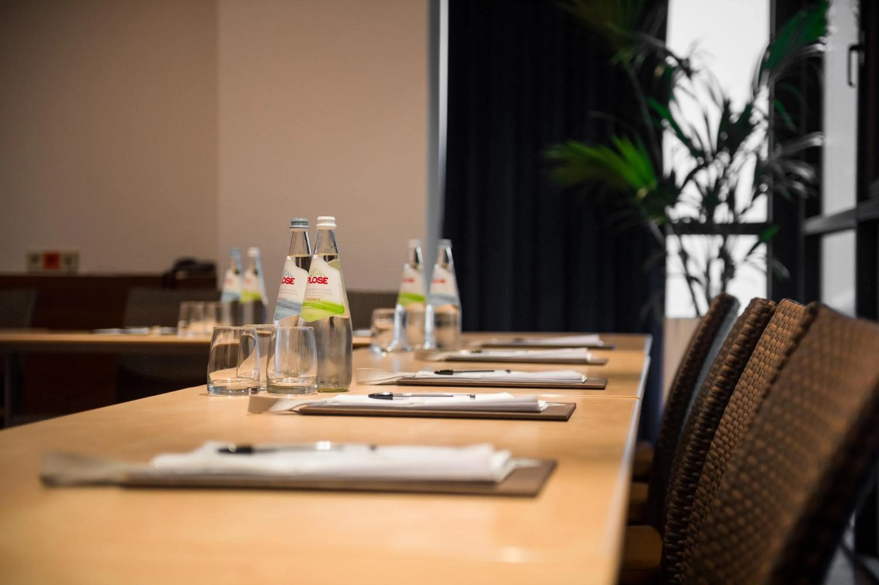 Business facilities in KRONE eat drink stay