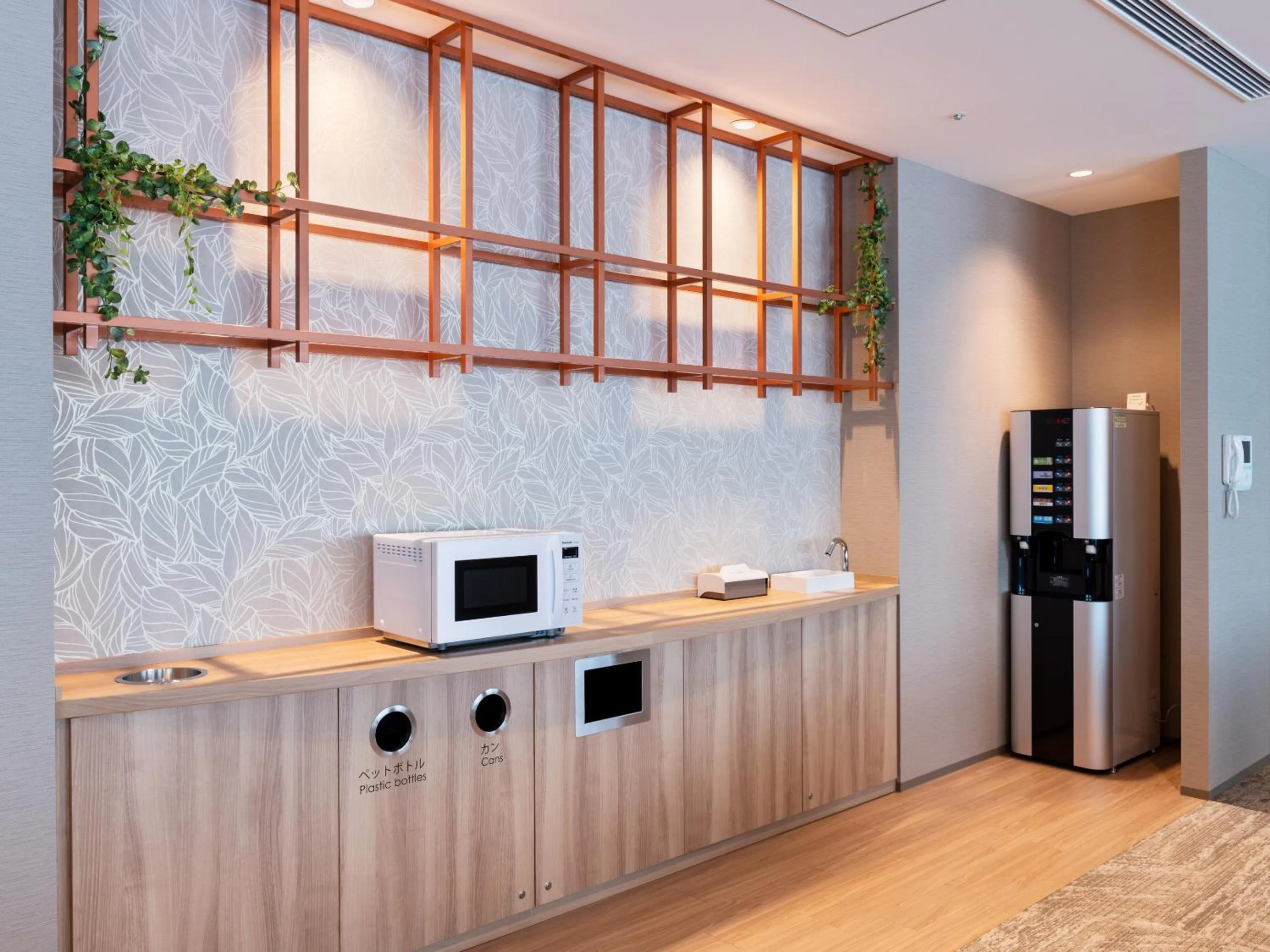 Lounge or bar in Mitsui Garden Hotel Kashiwa-no-ha Park Side - Chiba