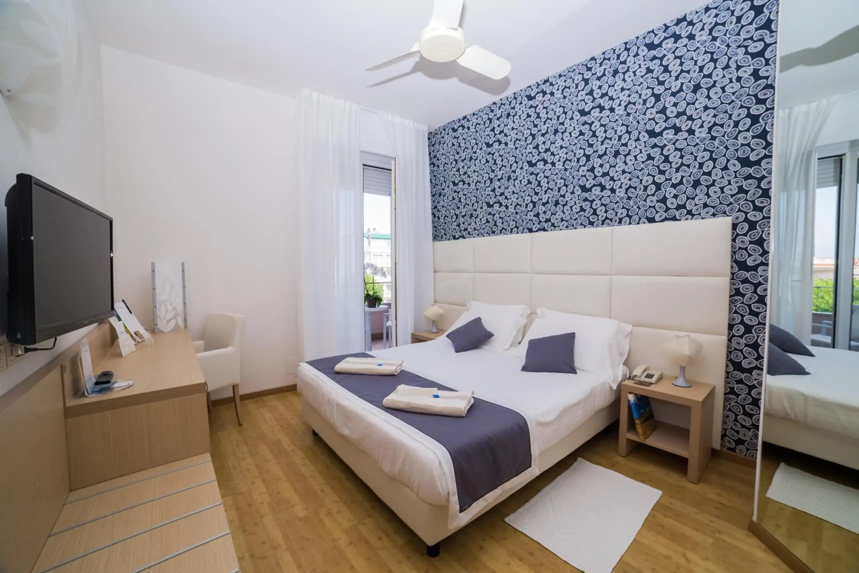 Double or Twin Room in Hotel Alexander Double or Twin Room in Hotel Alexander