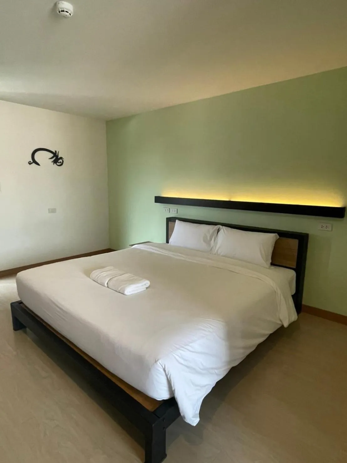 Photo of the whole room, Bed in The Vita Plus Hotel