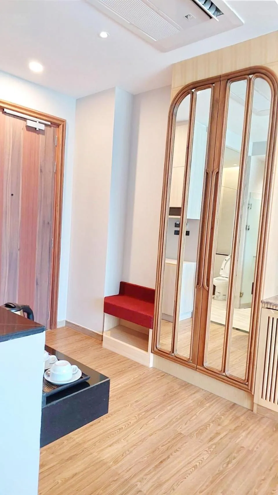 Grand Lord Hotel & Residence - Pattaya