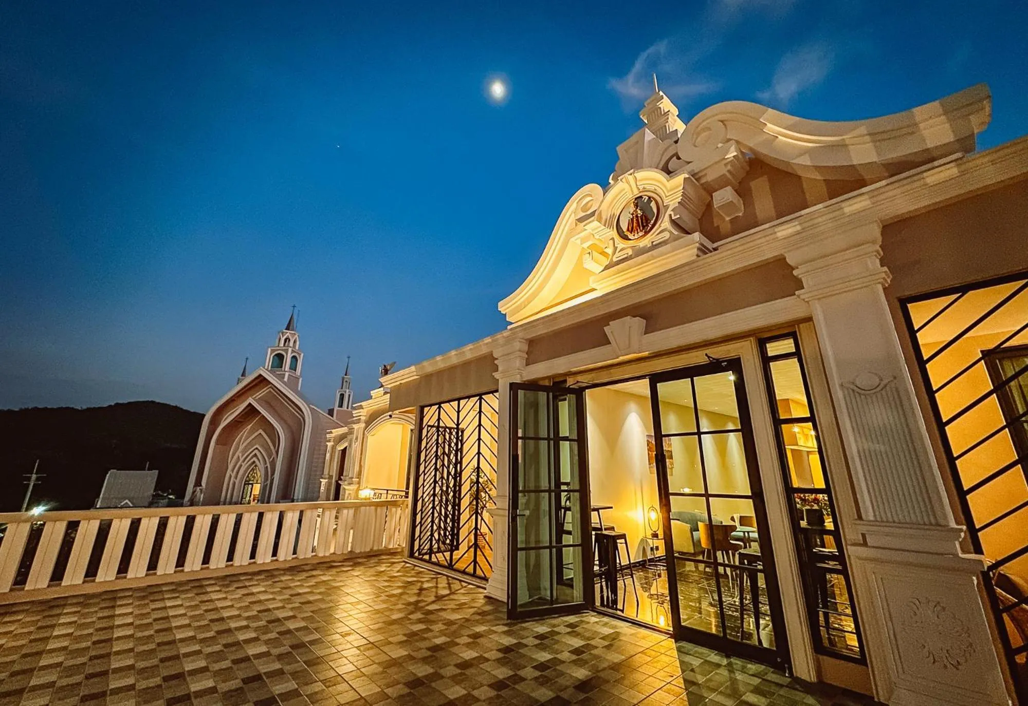 Balcony/Terrace in Grand Lord Hotel & Residence - Pattaya