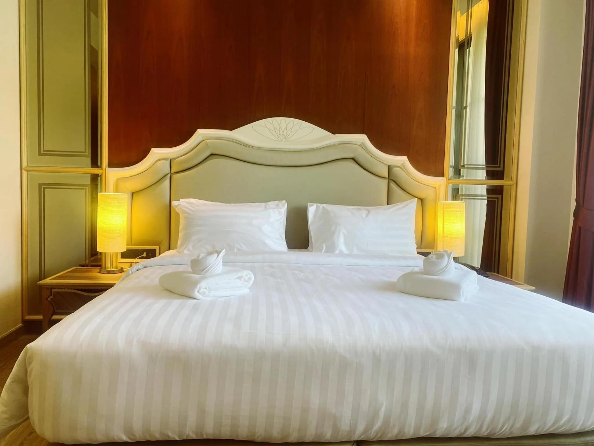 Bed in Grand Lord Hotel & Residence - Pattaya