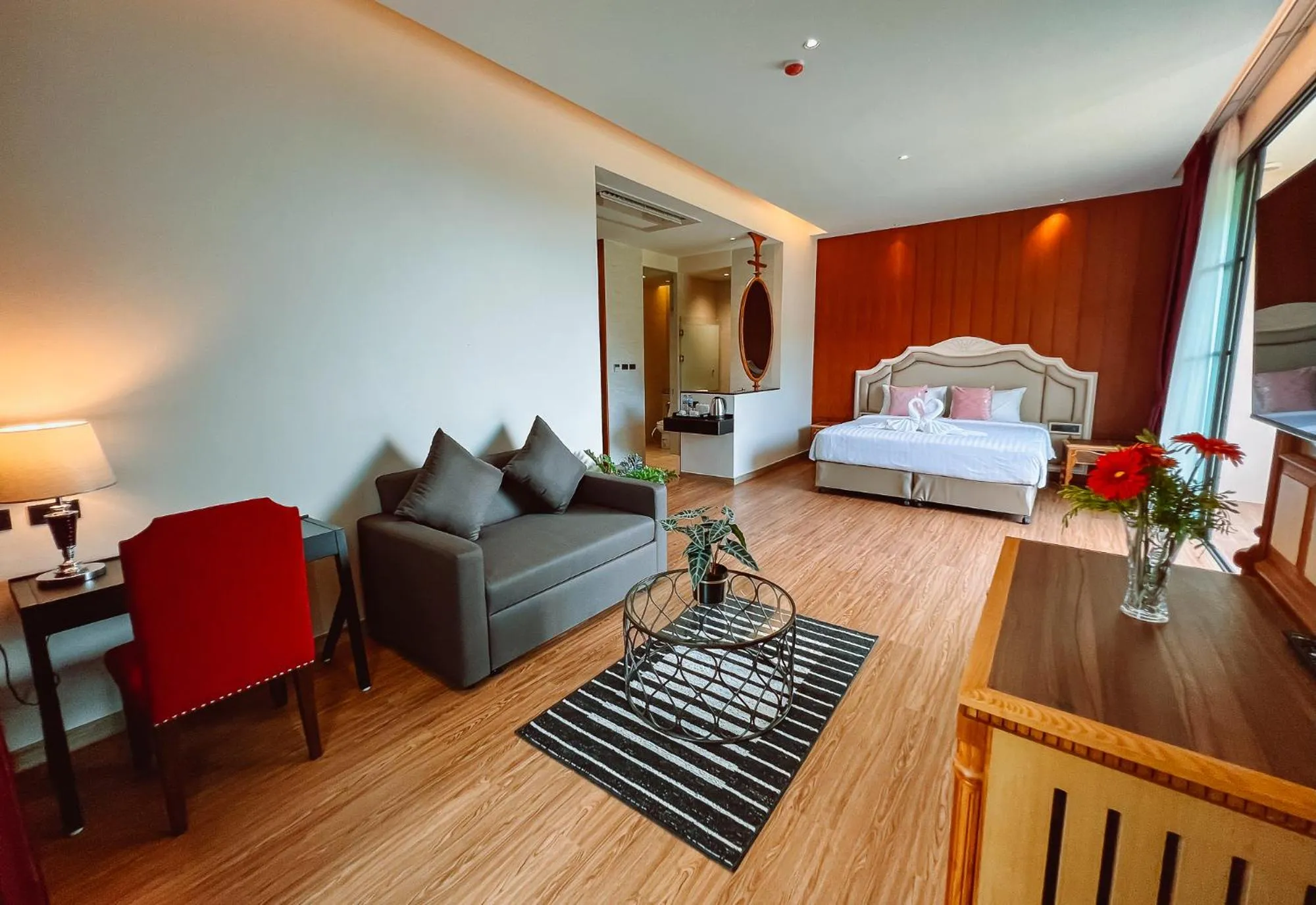 Photo of the whole room, Bed in Grand Lord Hotel & Residence - Pattaya