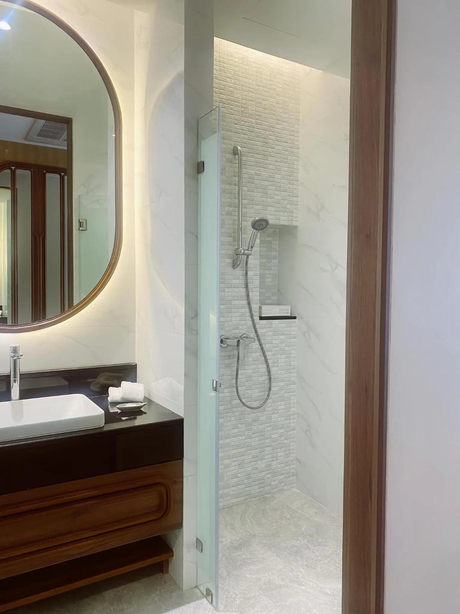 Shower in Grand Lord Hotel & Residence - Pattaya