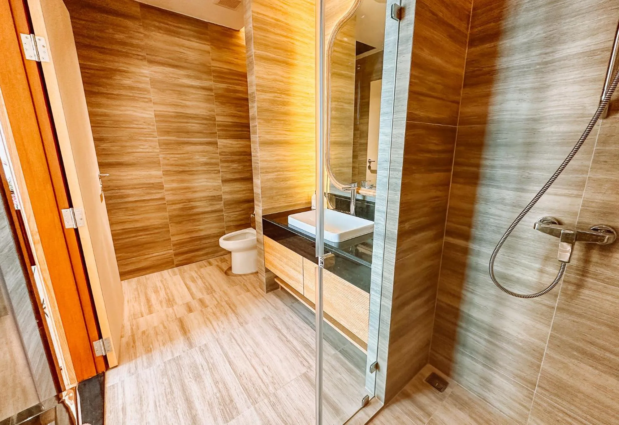 Toilet in Grand Lord Hotel & Residence - Pattaya