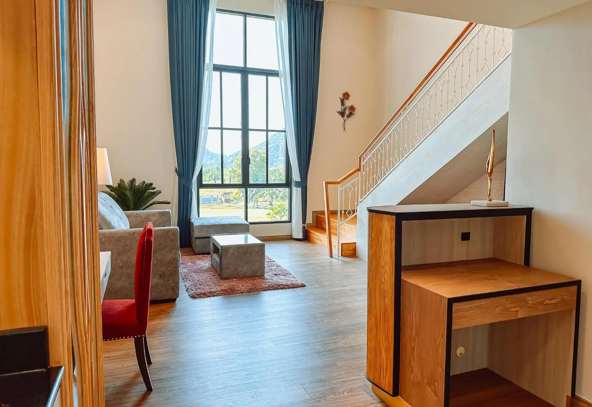 Living room in Grand Lord Hotel & Residence - Pattaya