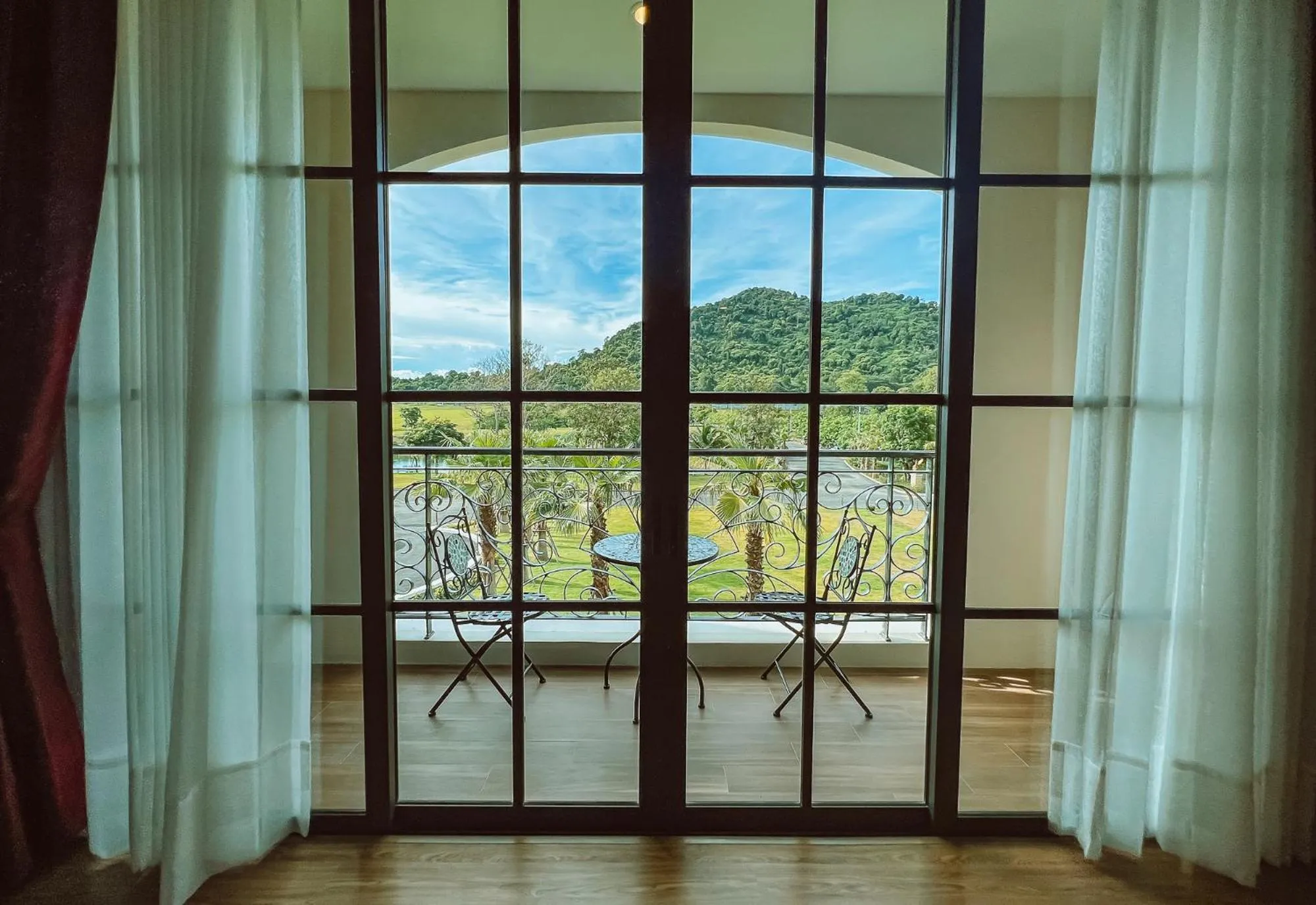 Balcony/Terrace in Grand Lord Hotel & Residence - Pattaya