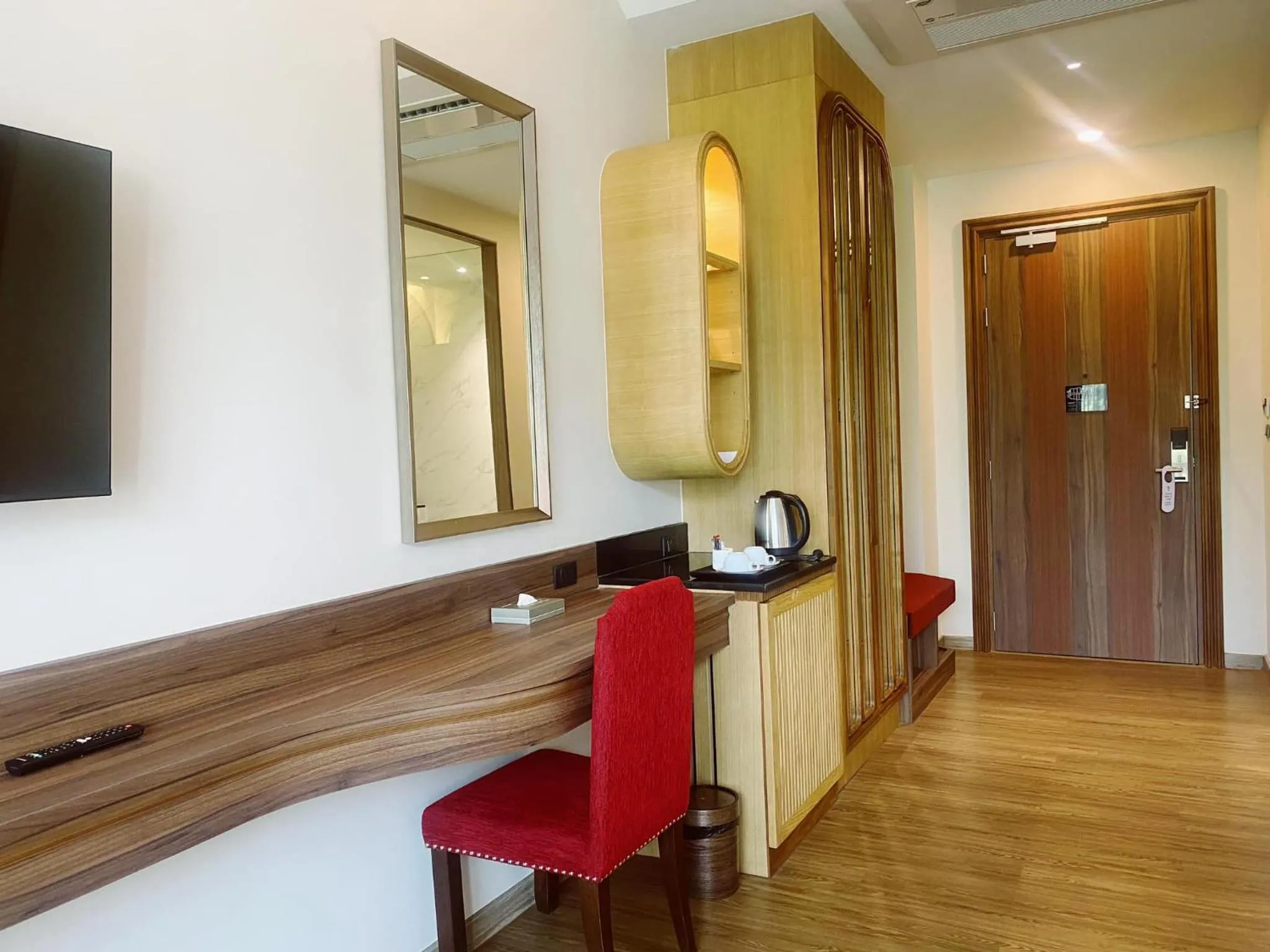 TV and multimedia in Grand Lord Hotel & Residence - Pattaya