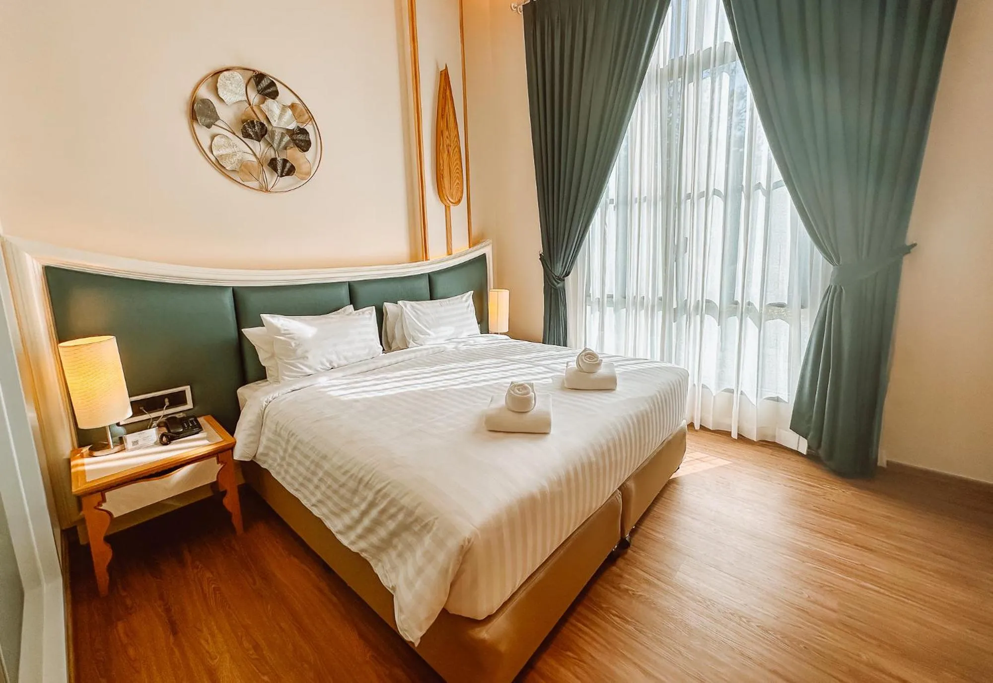 Bedroom, Bed in Grand Lord Hotel & Residence - Pattaya