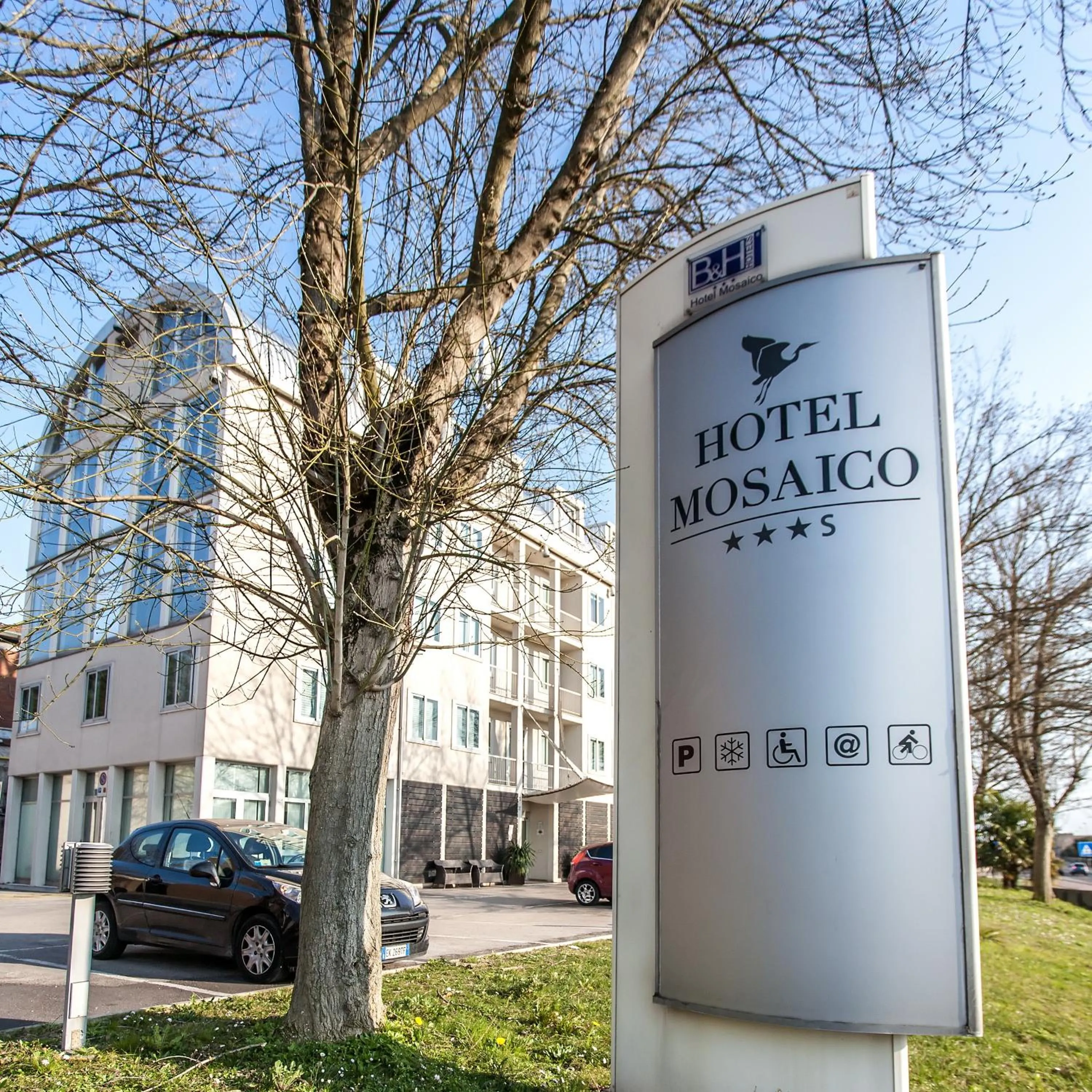 Day in Hotel Mosaico