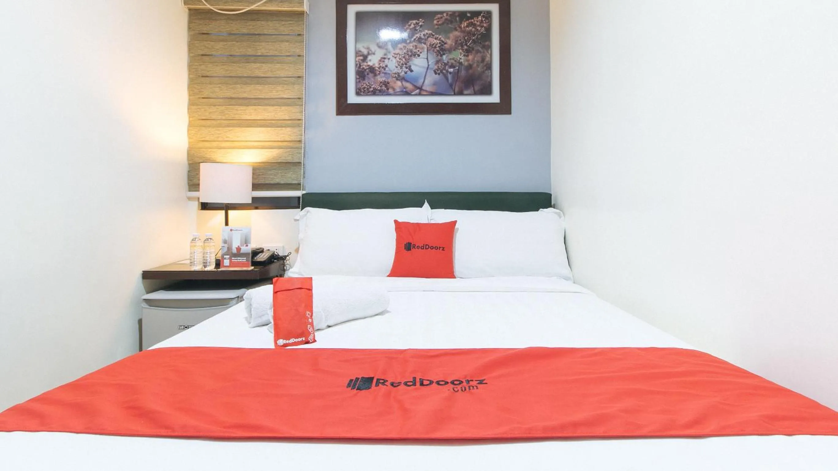 Bed in RedDoorz @ Gardenview Hotel GTower Angeles