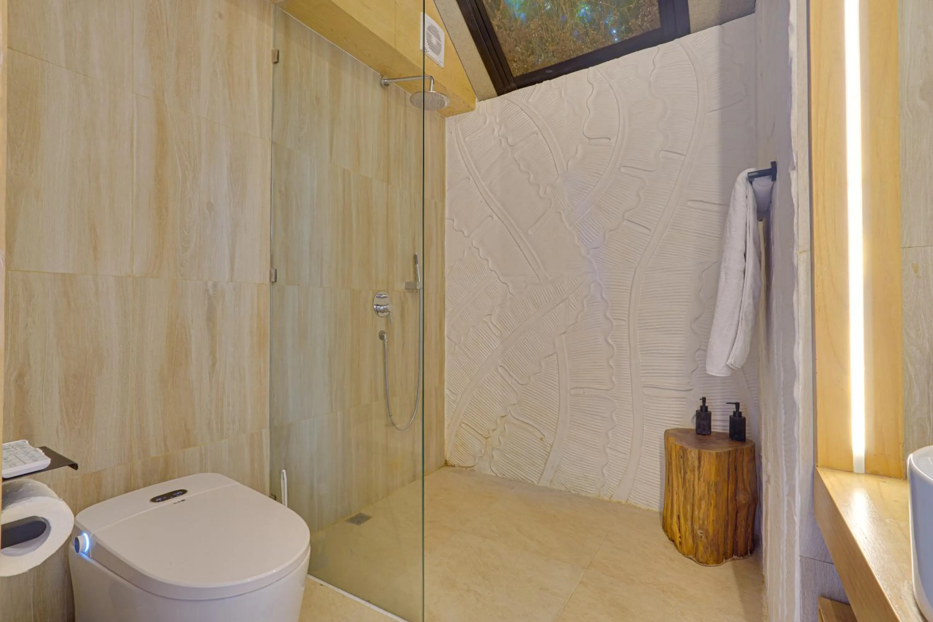 Bathroom in Airship Bali by Alex Villas