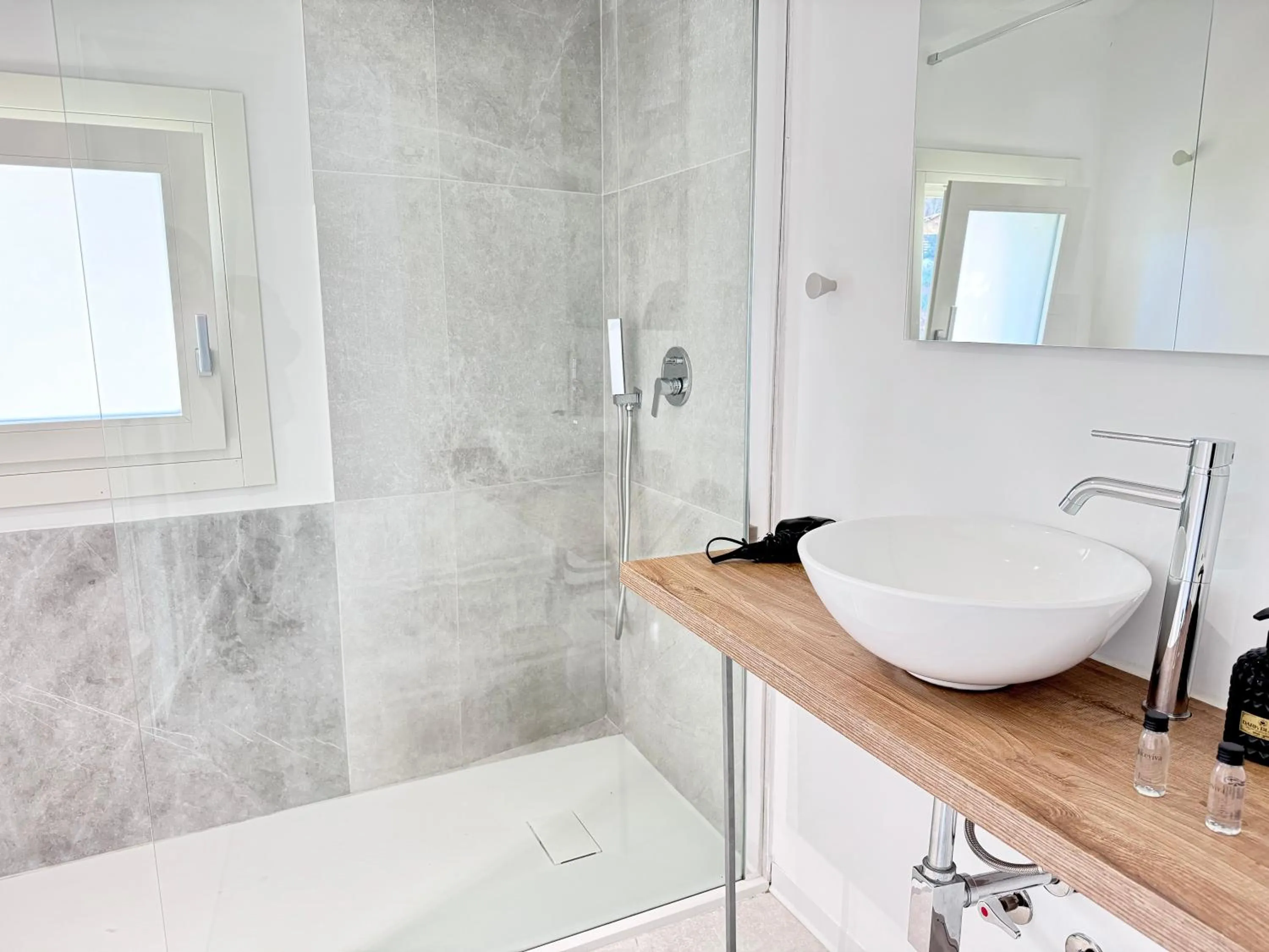 Shower in Baia del Sole Resort